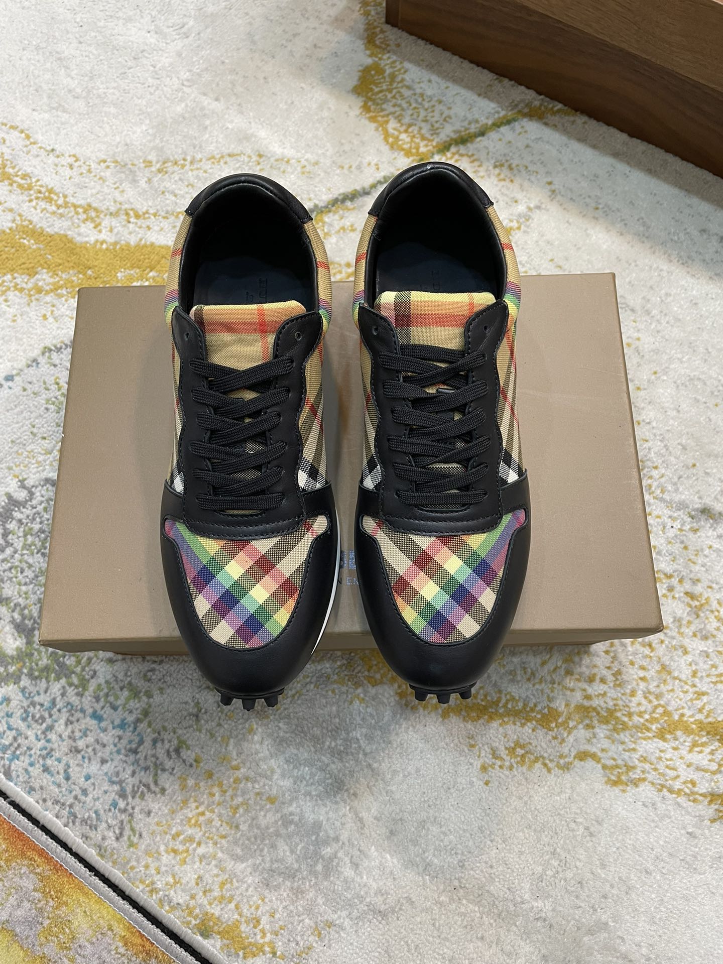 Burberry-041Shoes