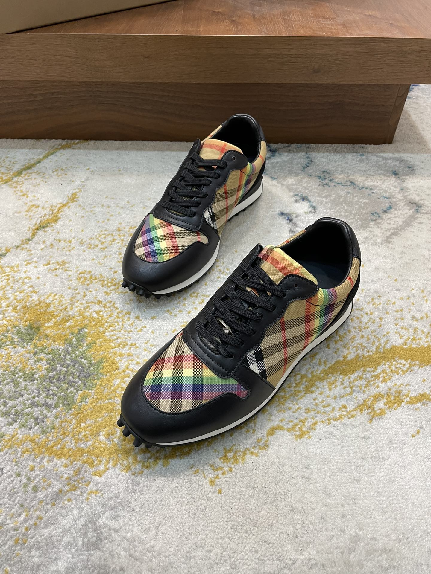 Burberry-041Shoes