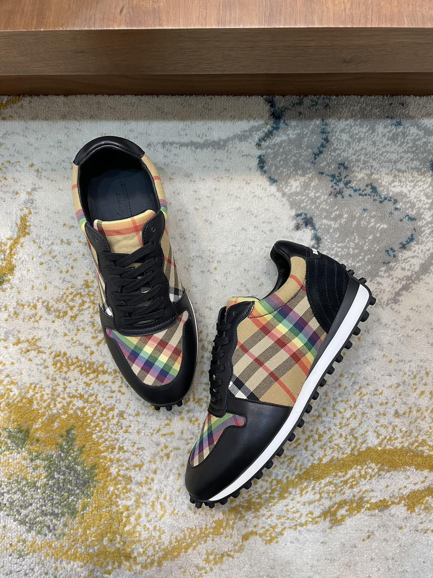 Burberry-041Shoes