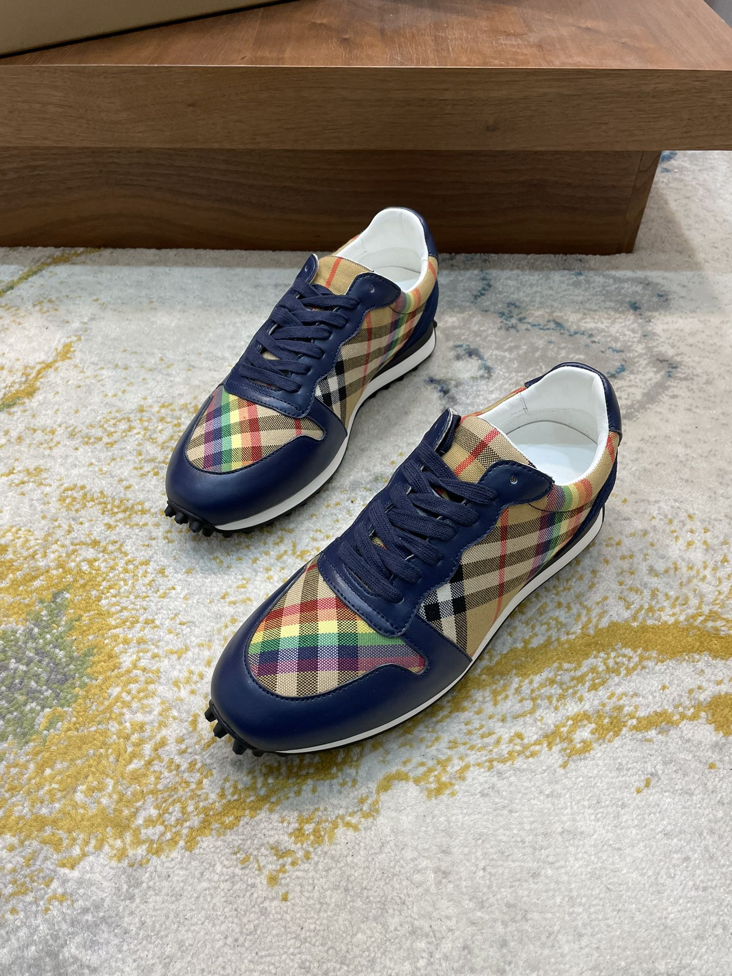 Burberry-043Shoes
