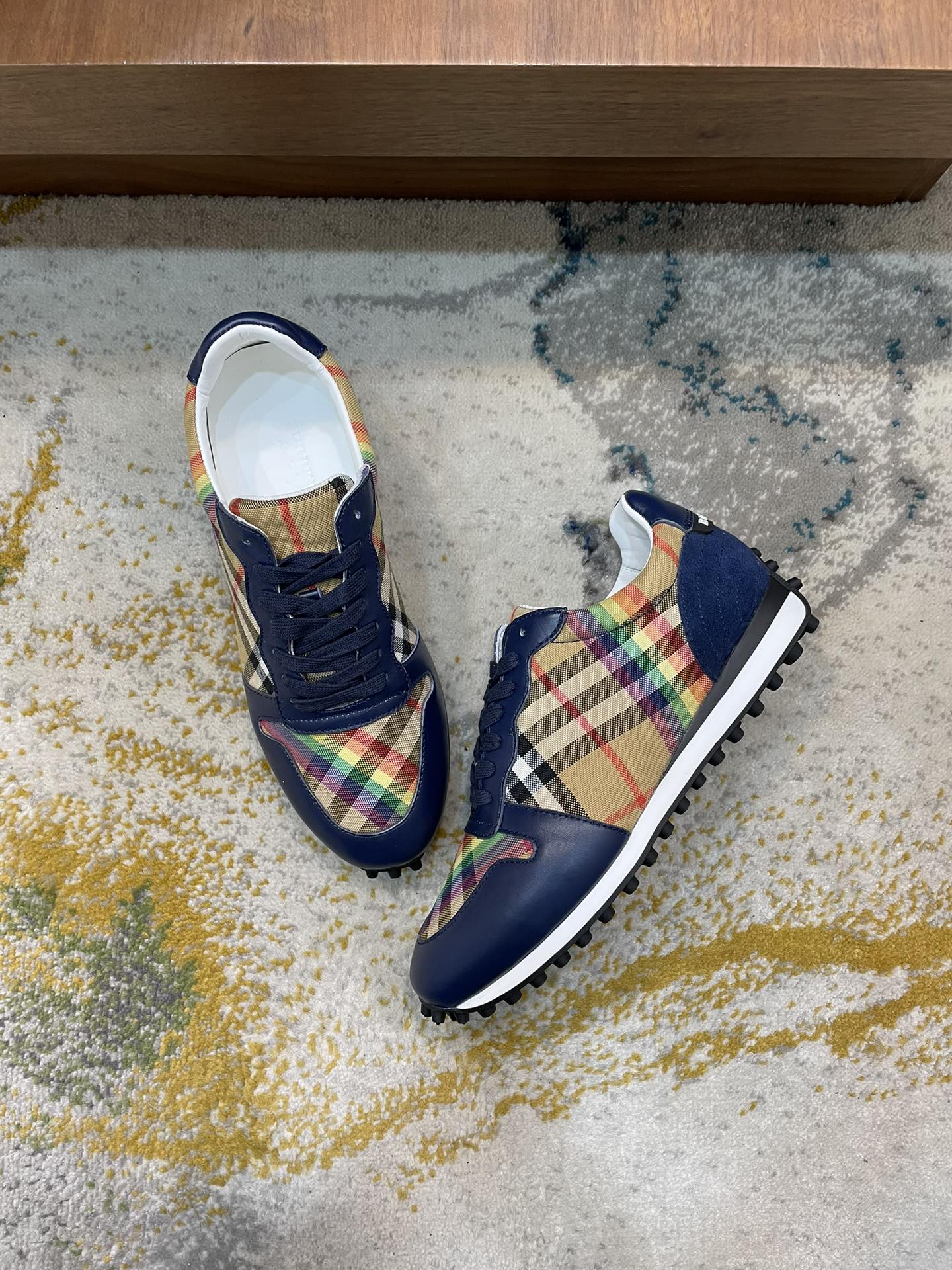 Burberry-043Shoes