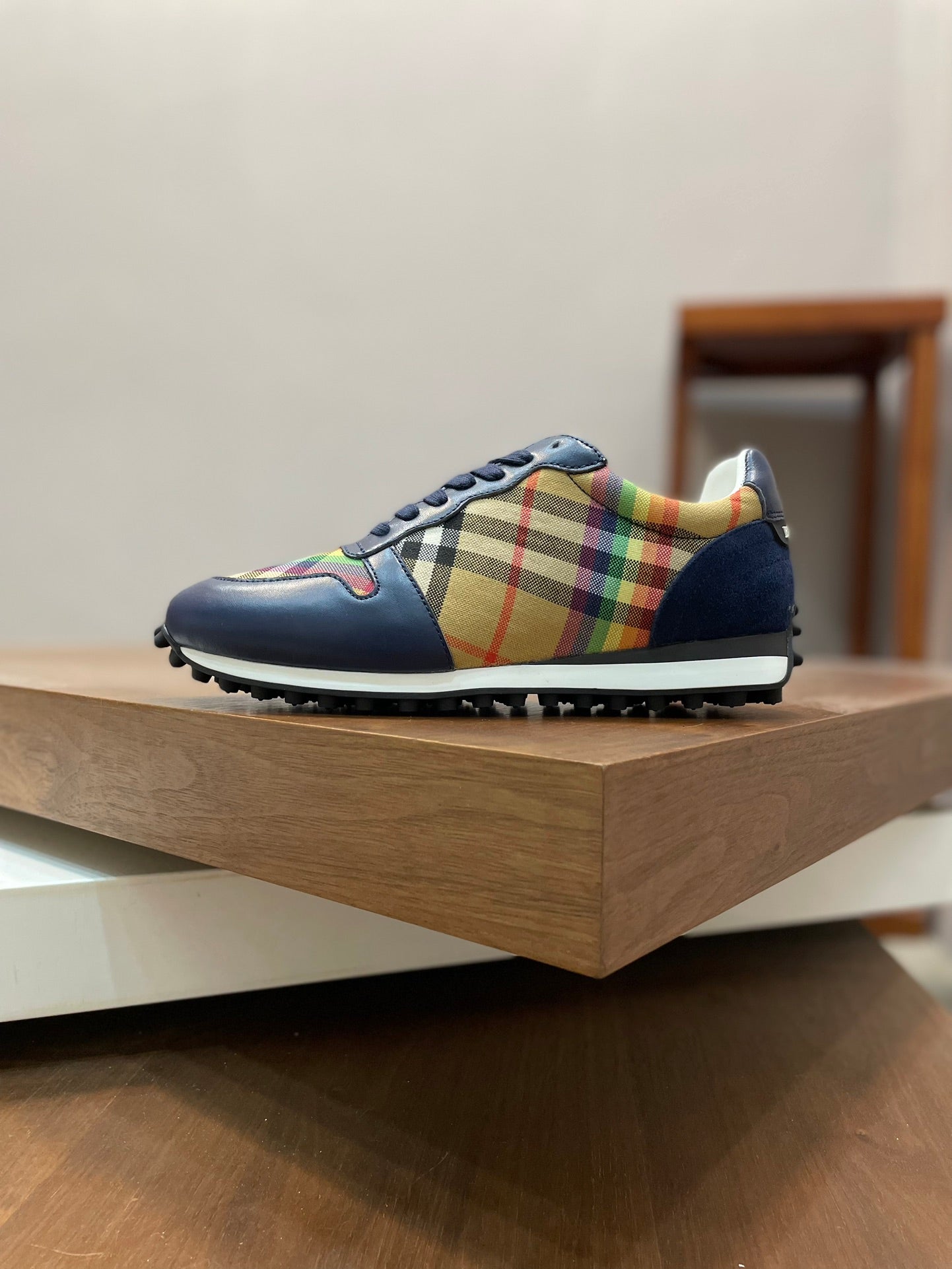 Burberry-043Shoes