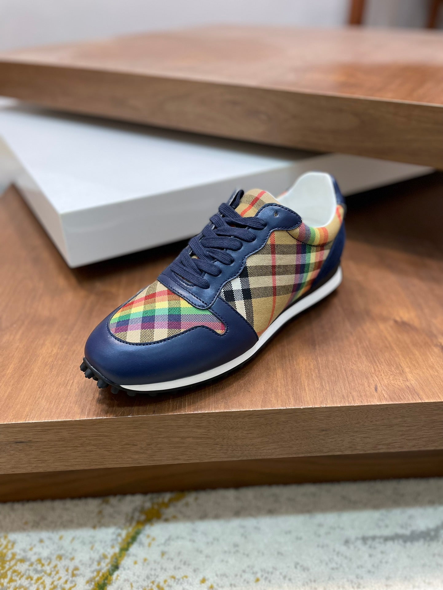Burberry-043Shoes