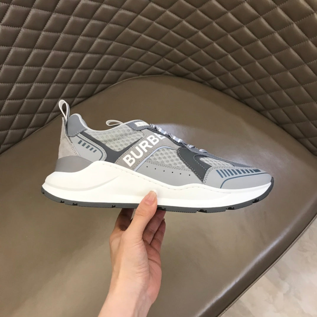 Burberry-054Shoes