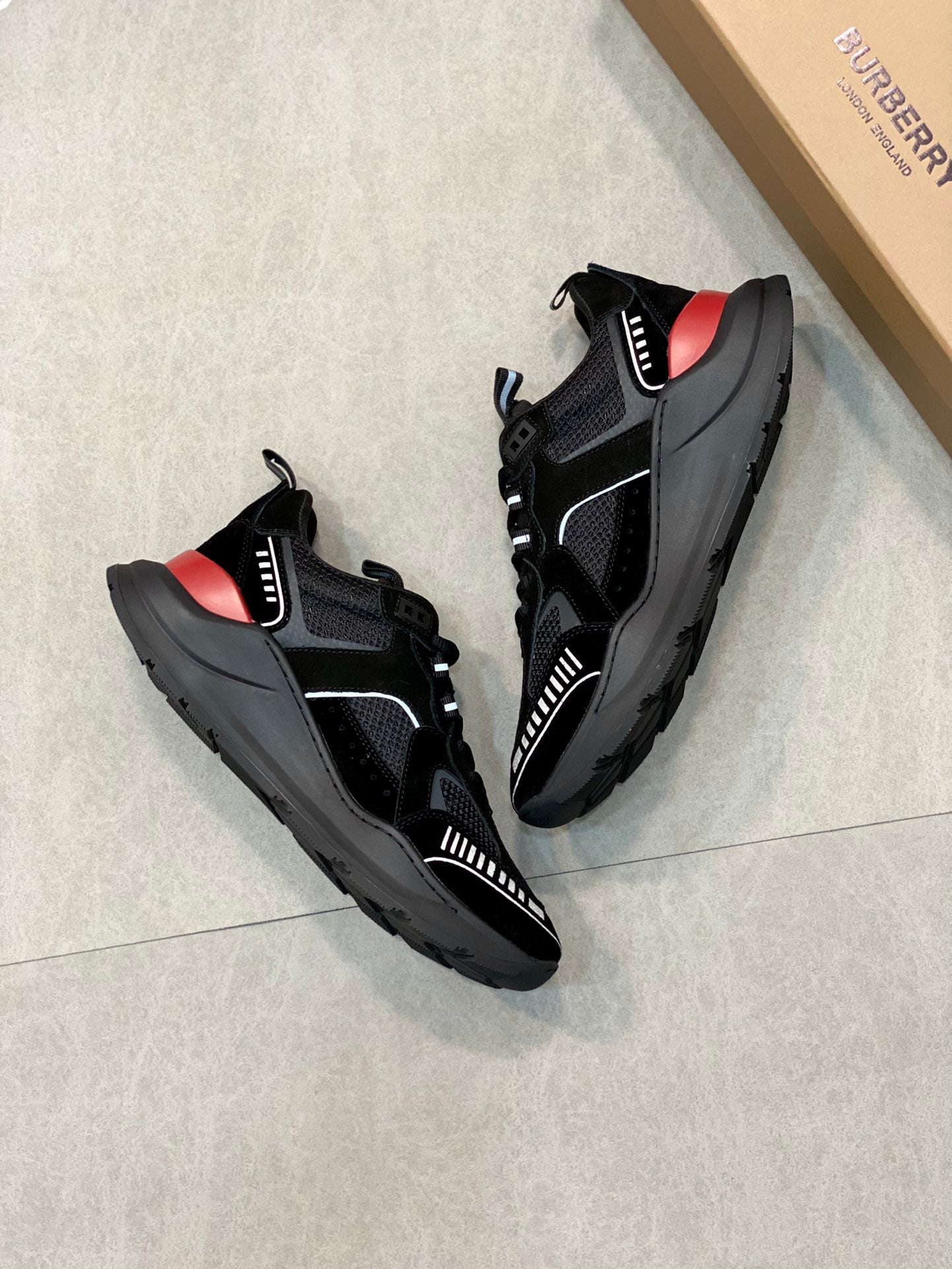 Burberry-057Shoes