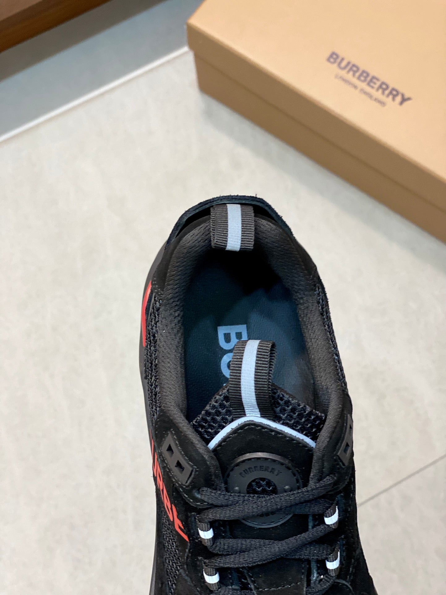 Burberry-057Shoes