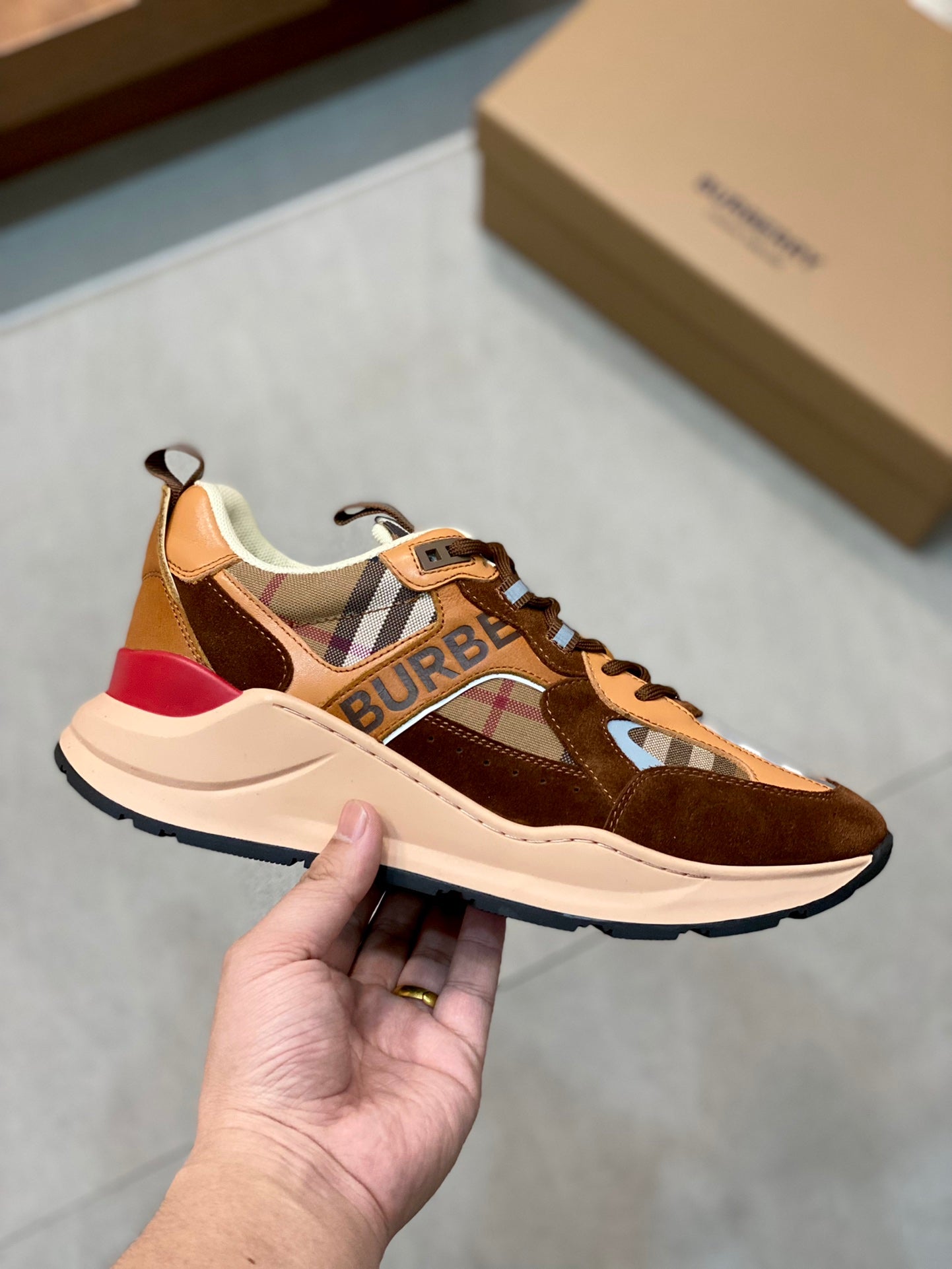 Burberry-058Shoes