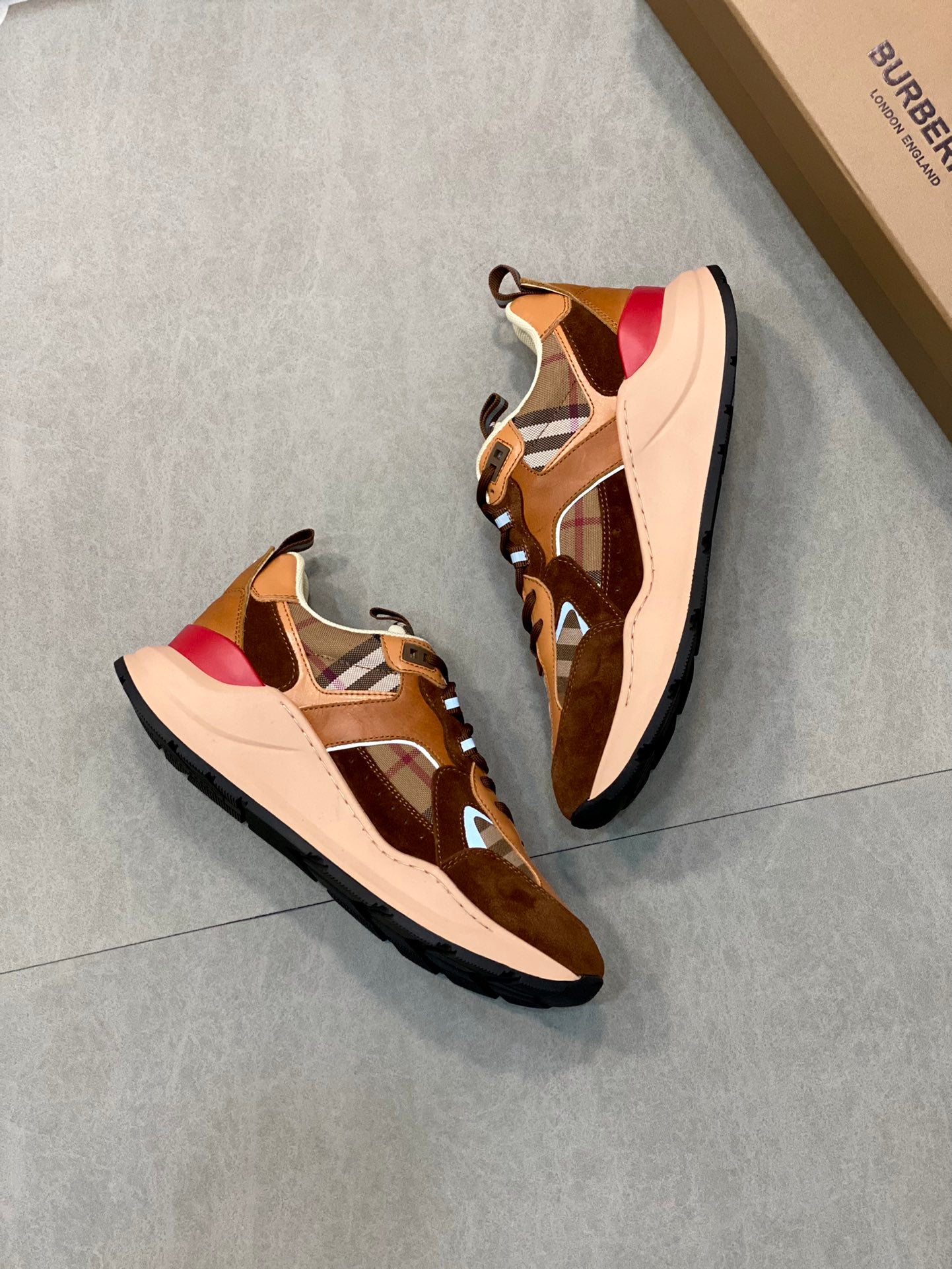 Burberry-058Shoes