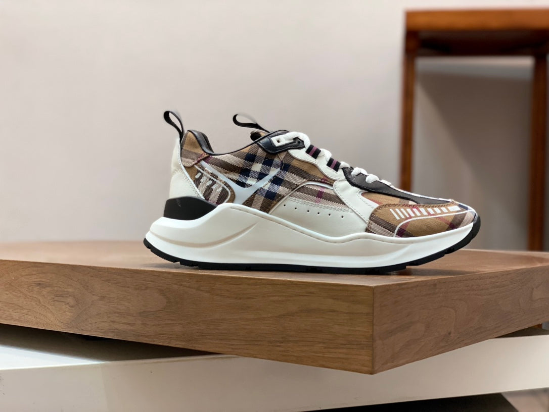 Burberry-059Shoes