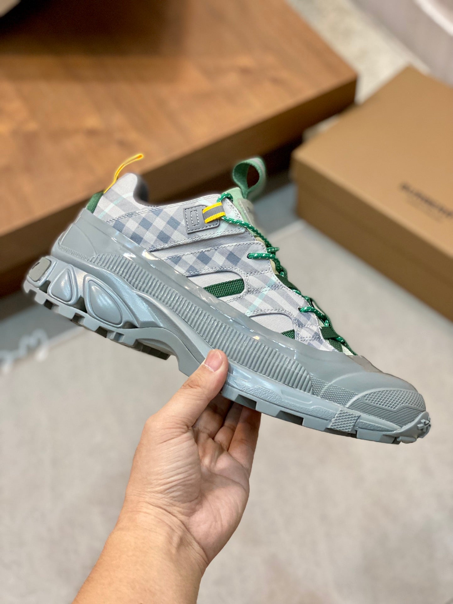 Burberry-071Shoes