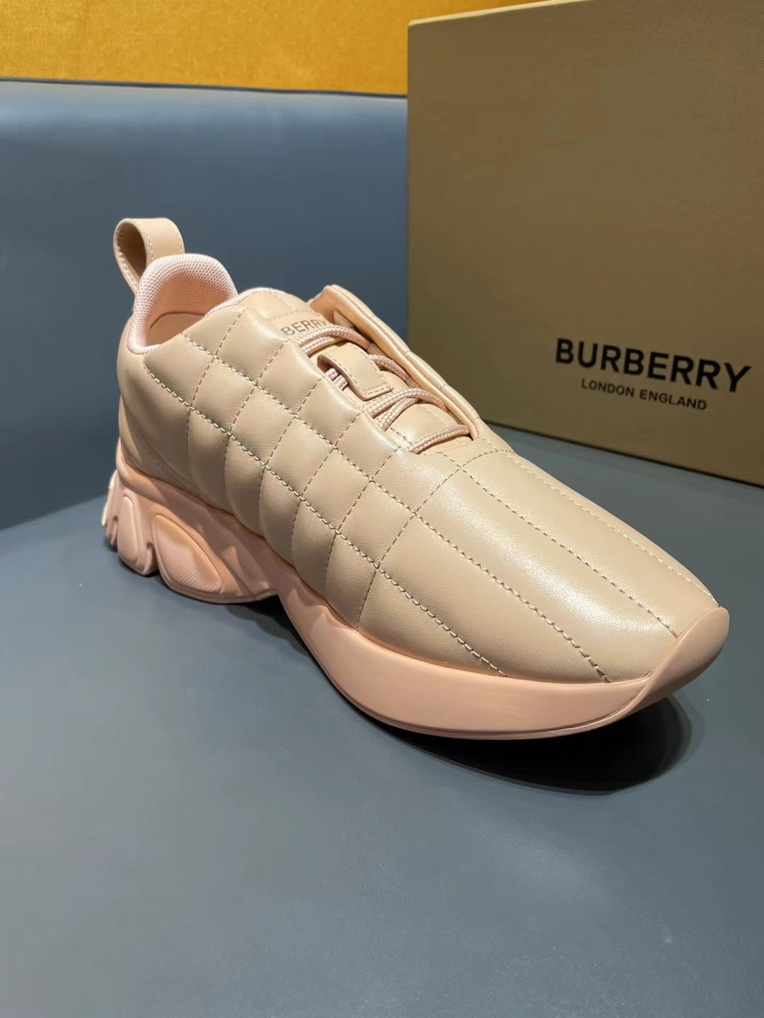 Burberry-072Shoes