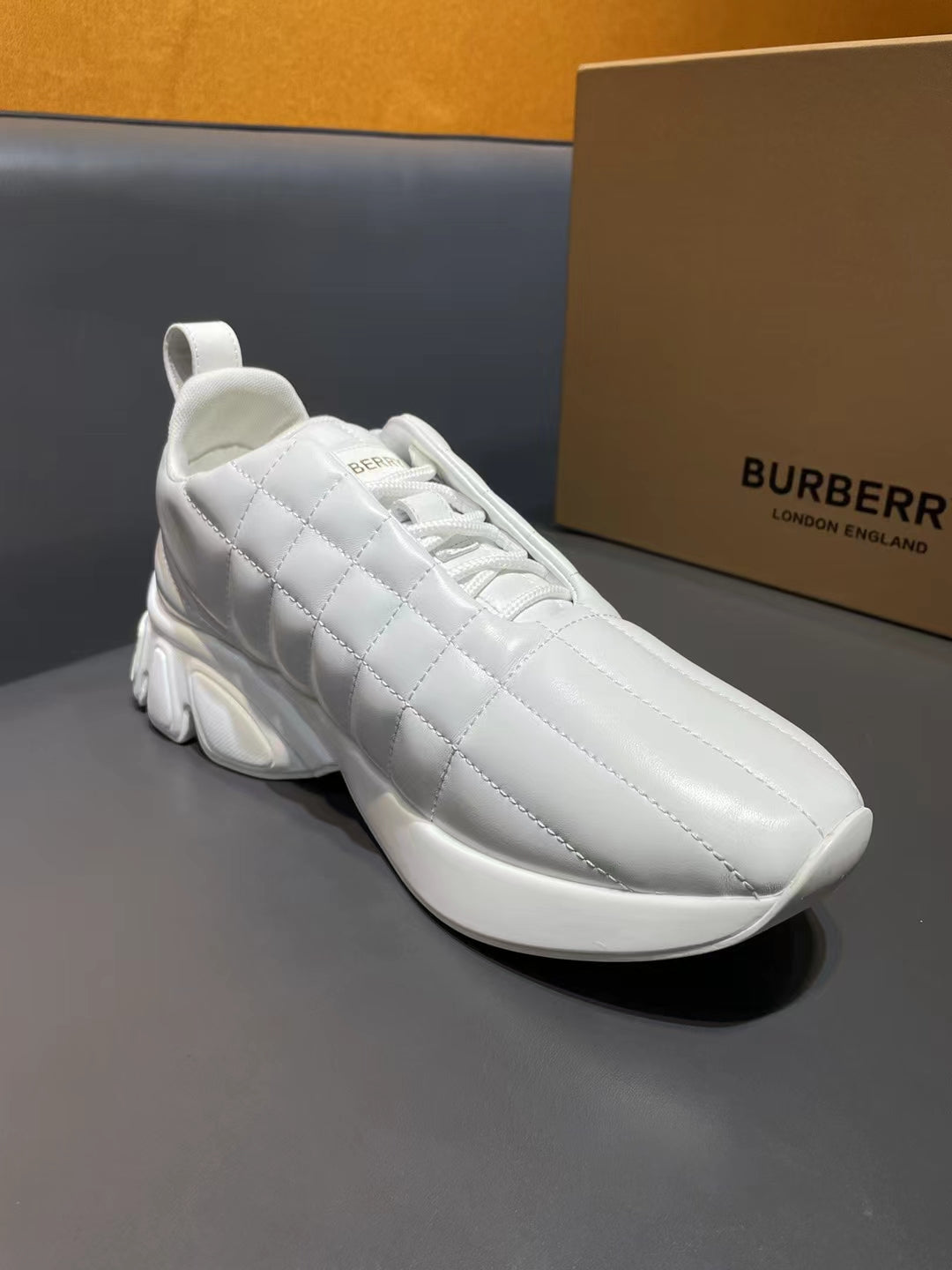 Burberry-075Shoes