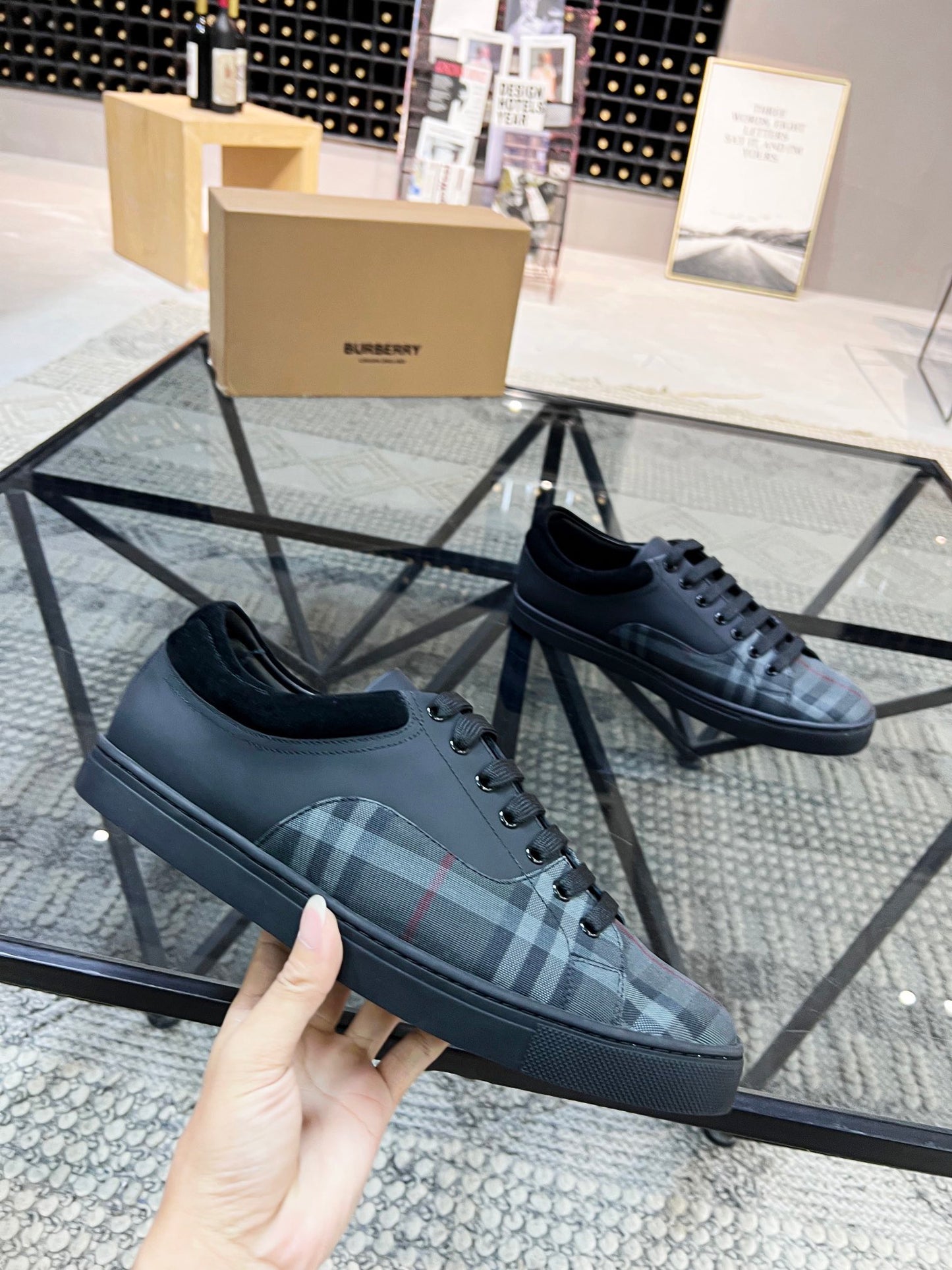 Burberry-077Shoes