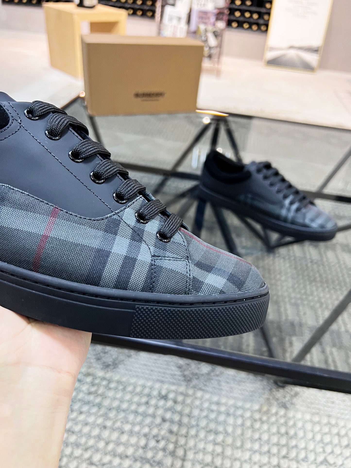 Burberry-077Shoes