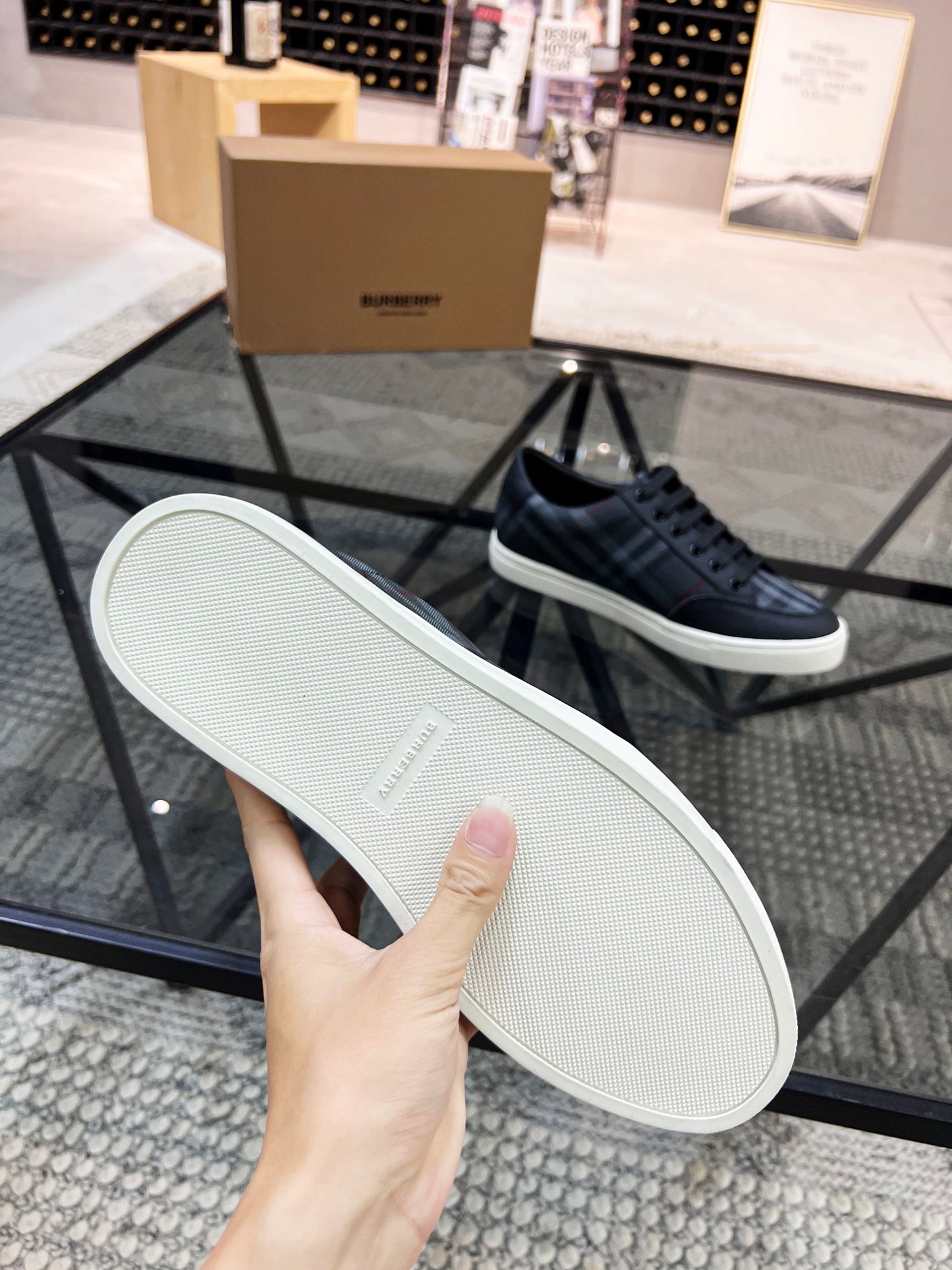 Burberry-080Shoes