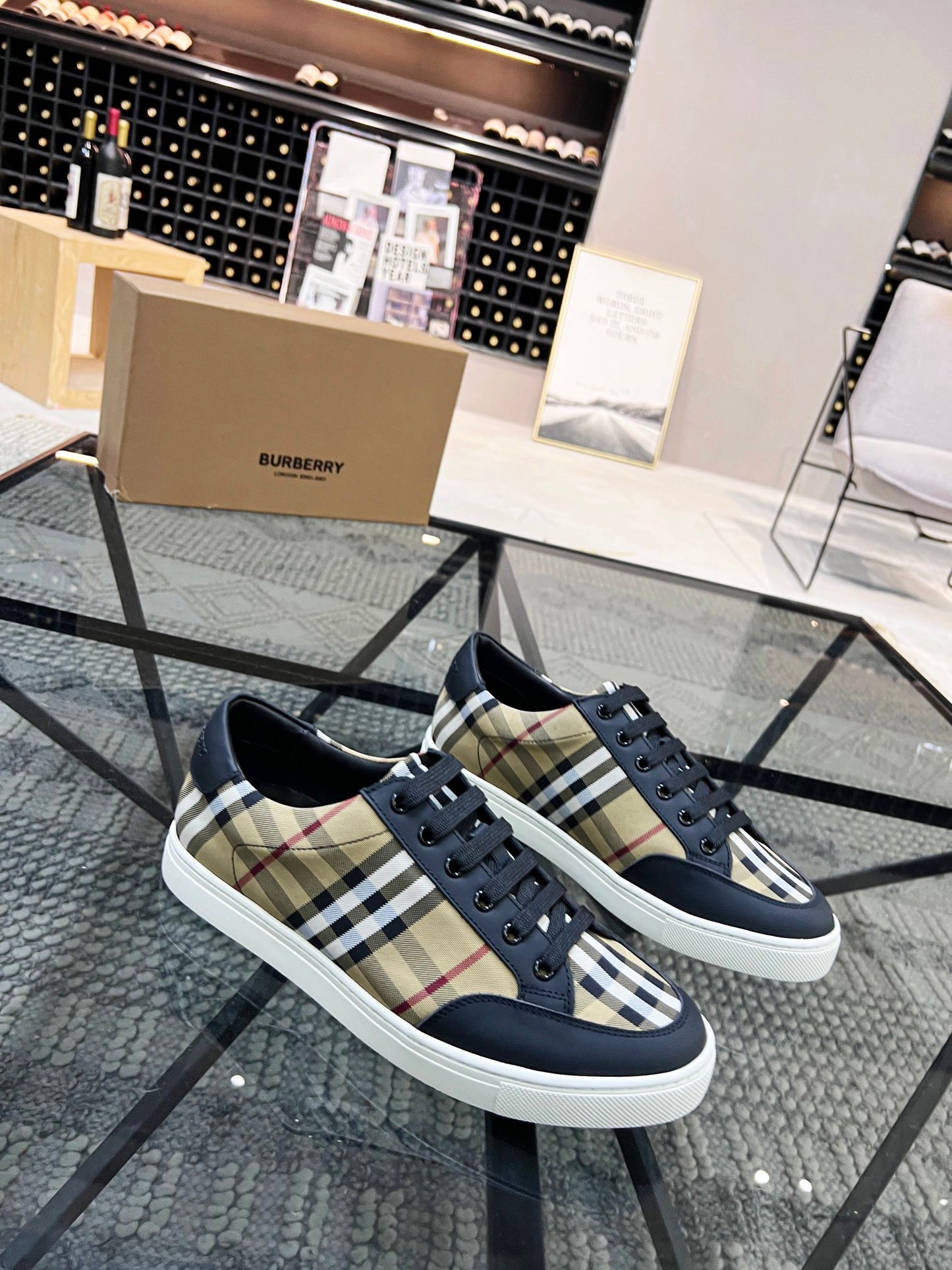 Burberry-081Shoes