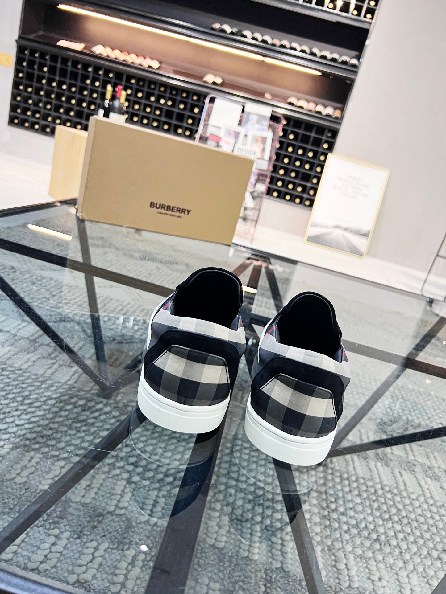 Burberry-082Shoes