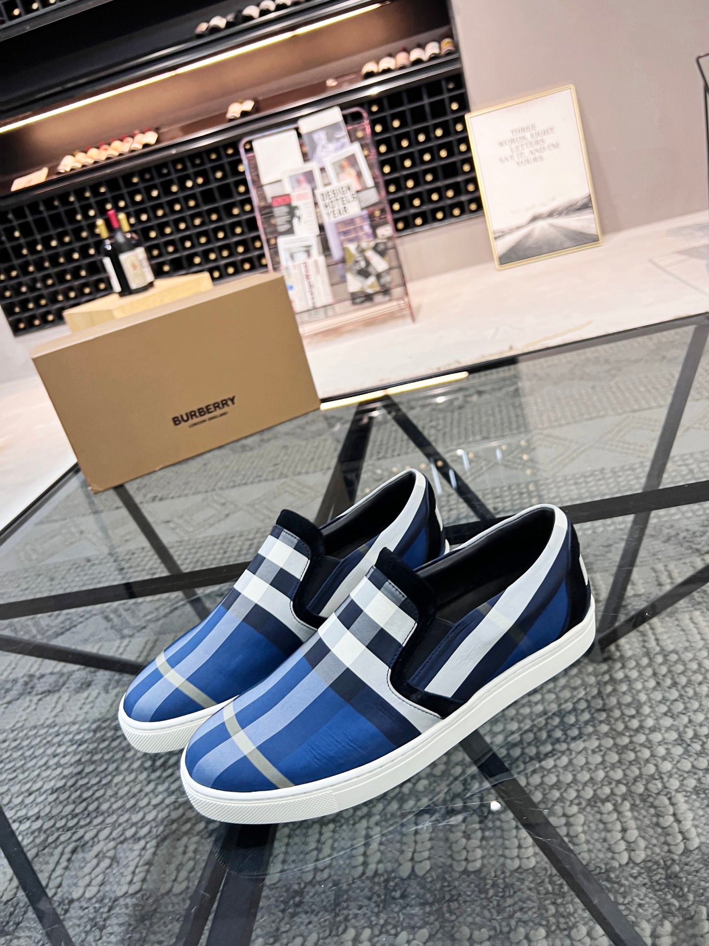 Burberry-083Shoes