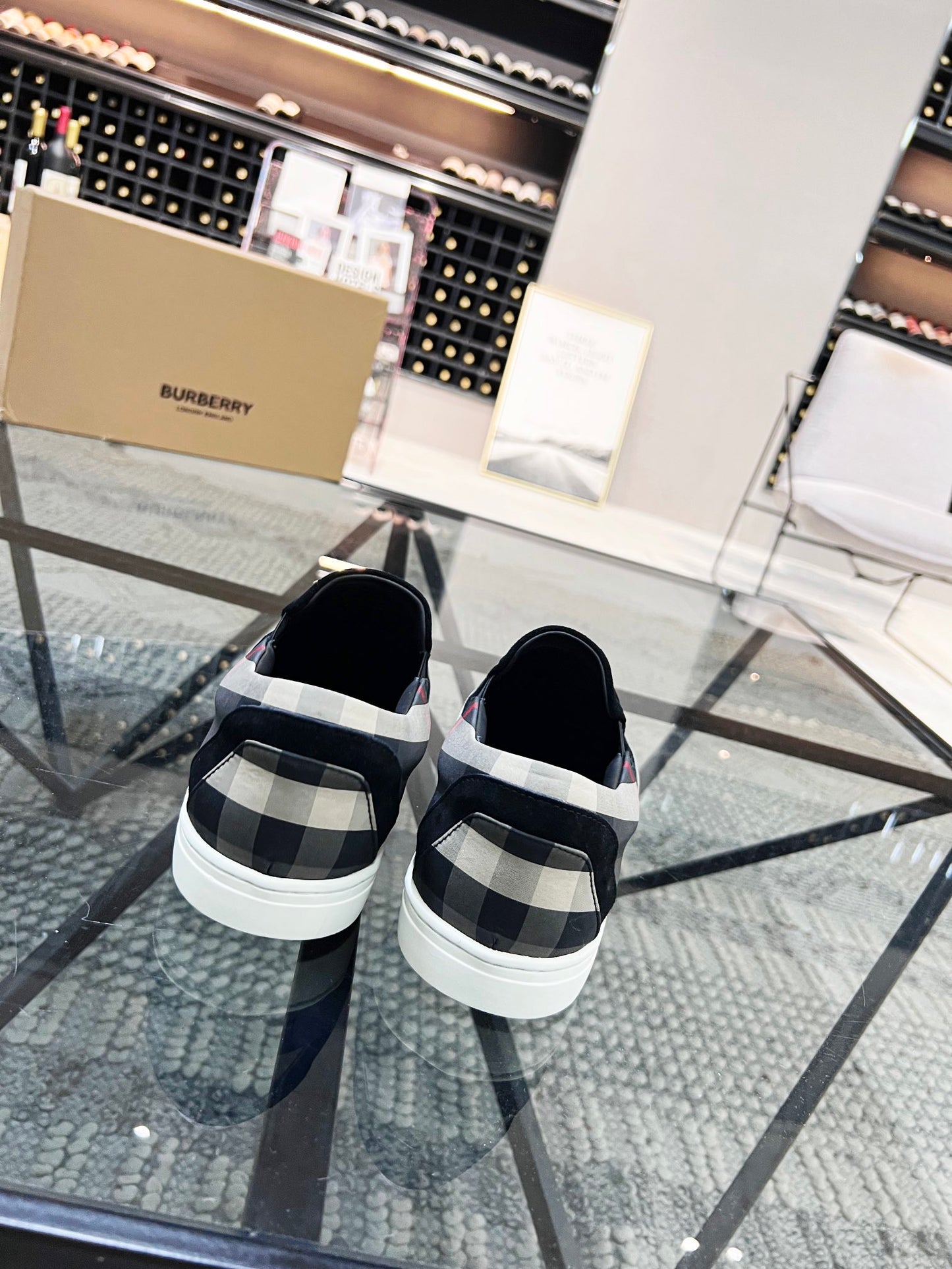 Burberry-084Shoes