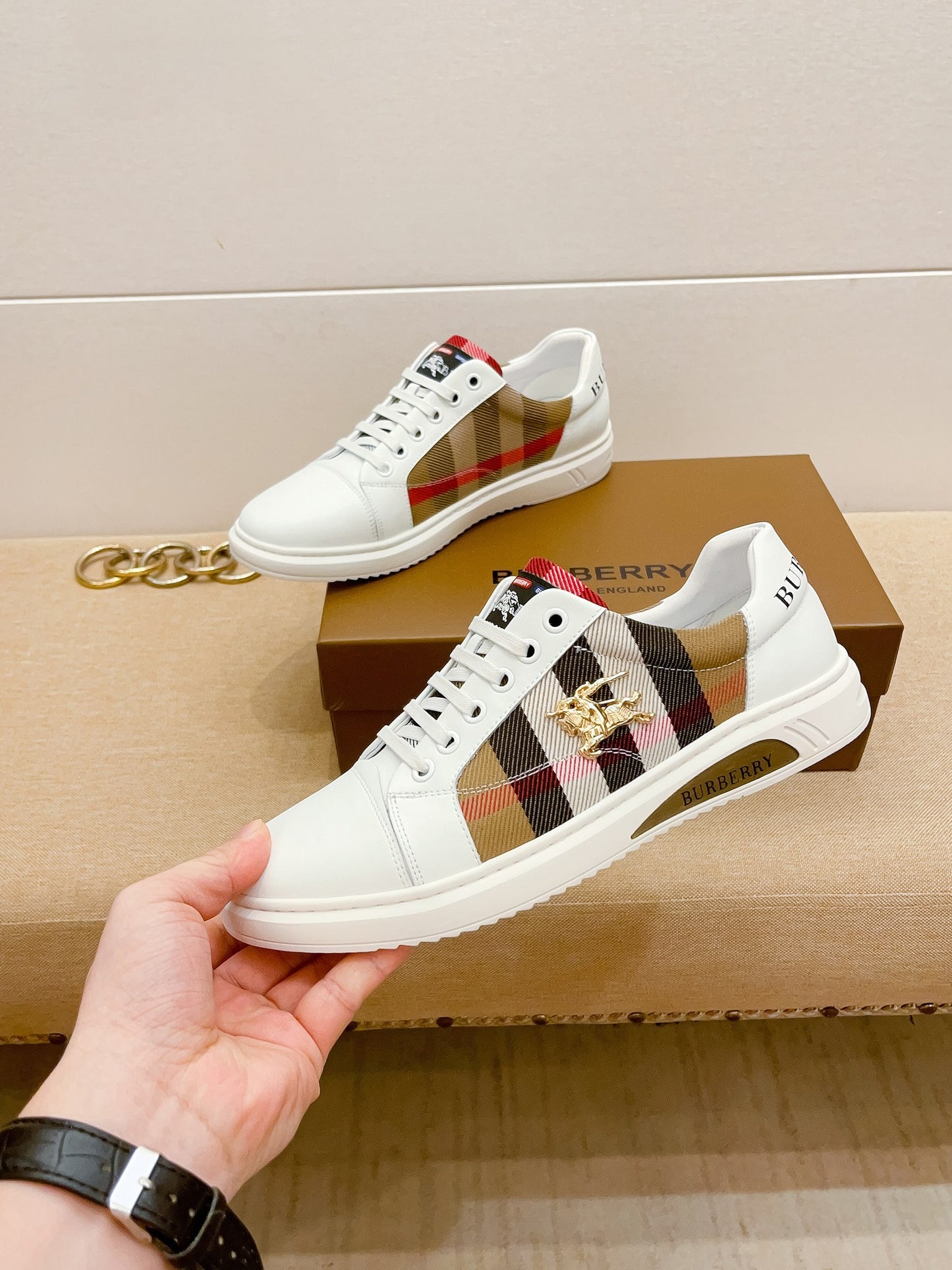 Burberry-085Shoes