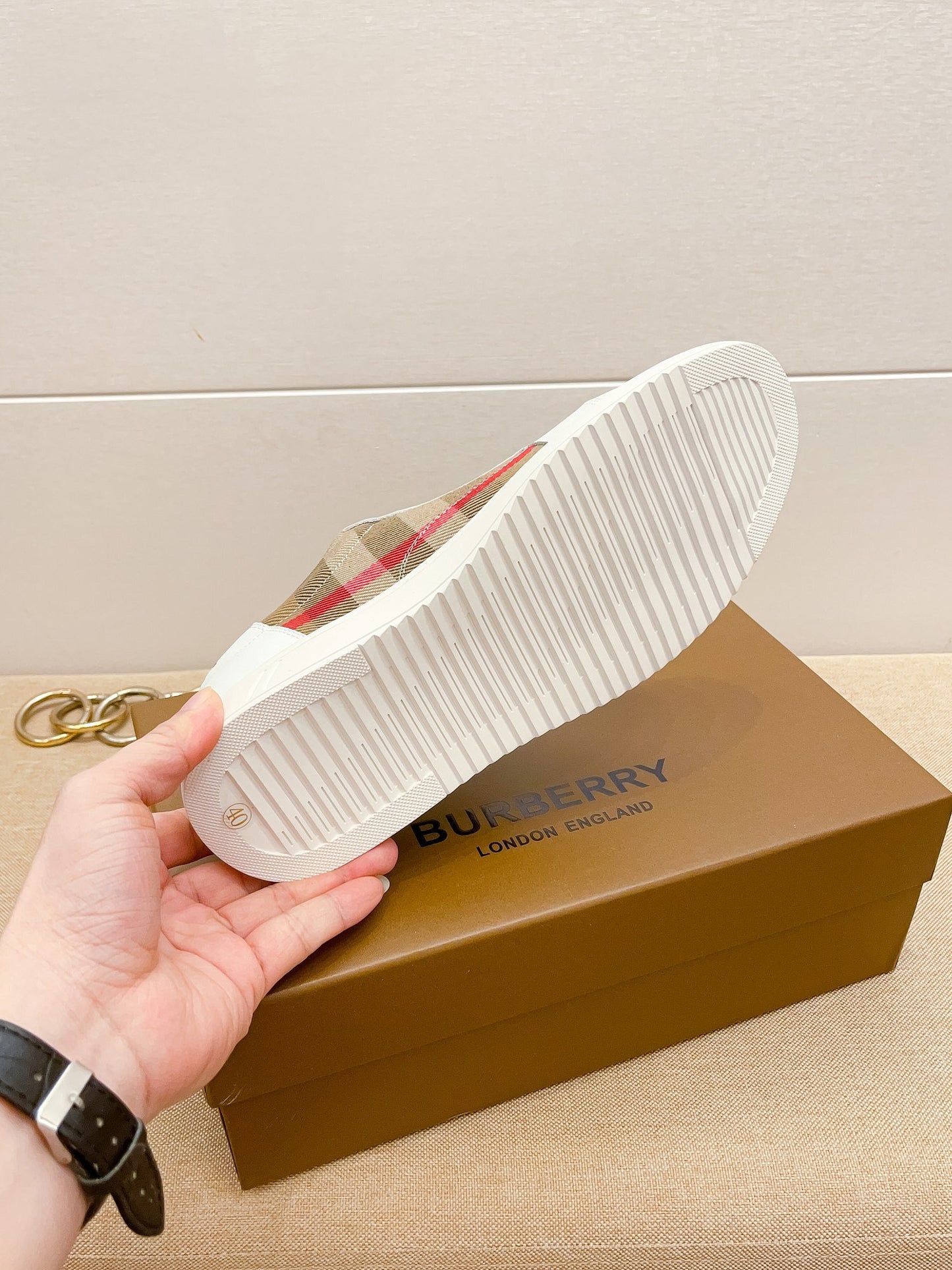 Burberry-085Shoes