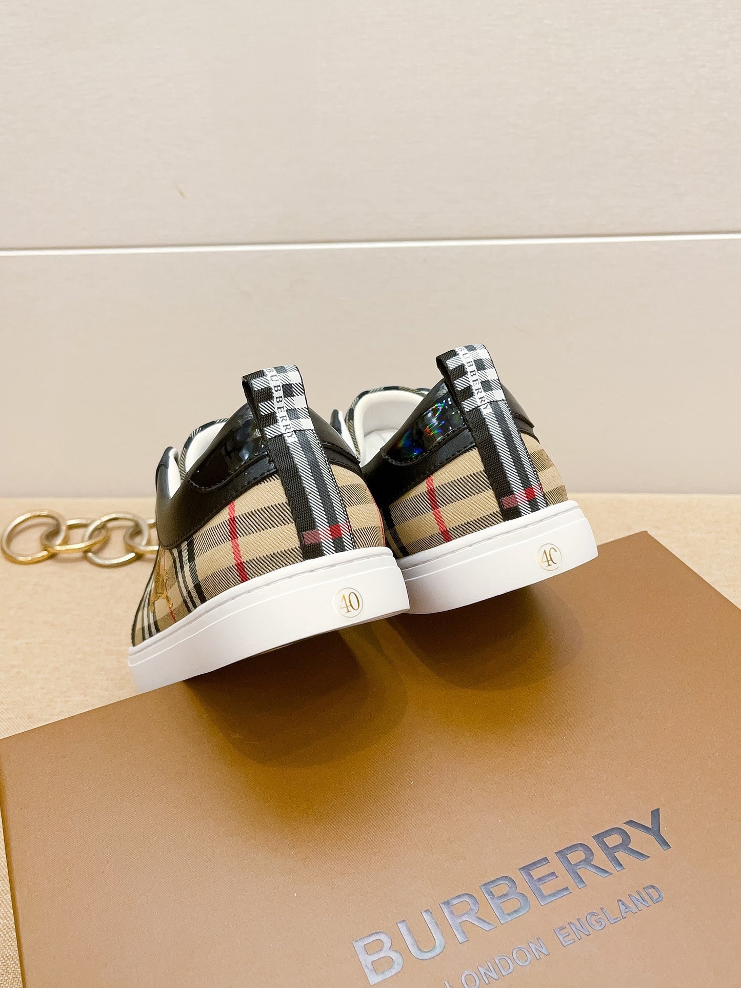 Burberry-089Shoes