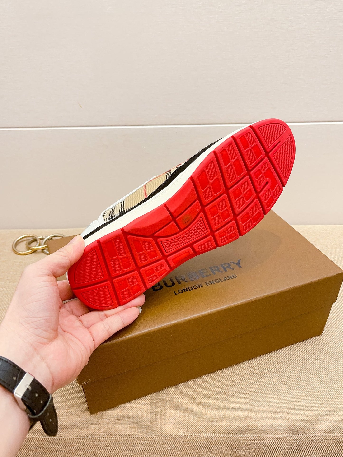 Burberry-092Shoes