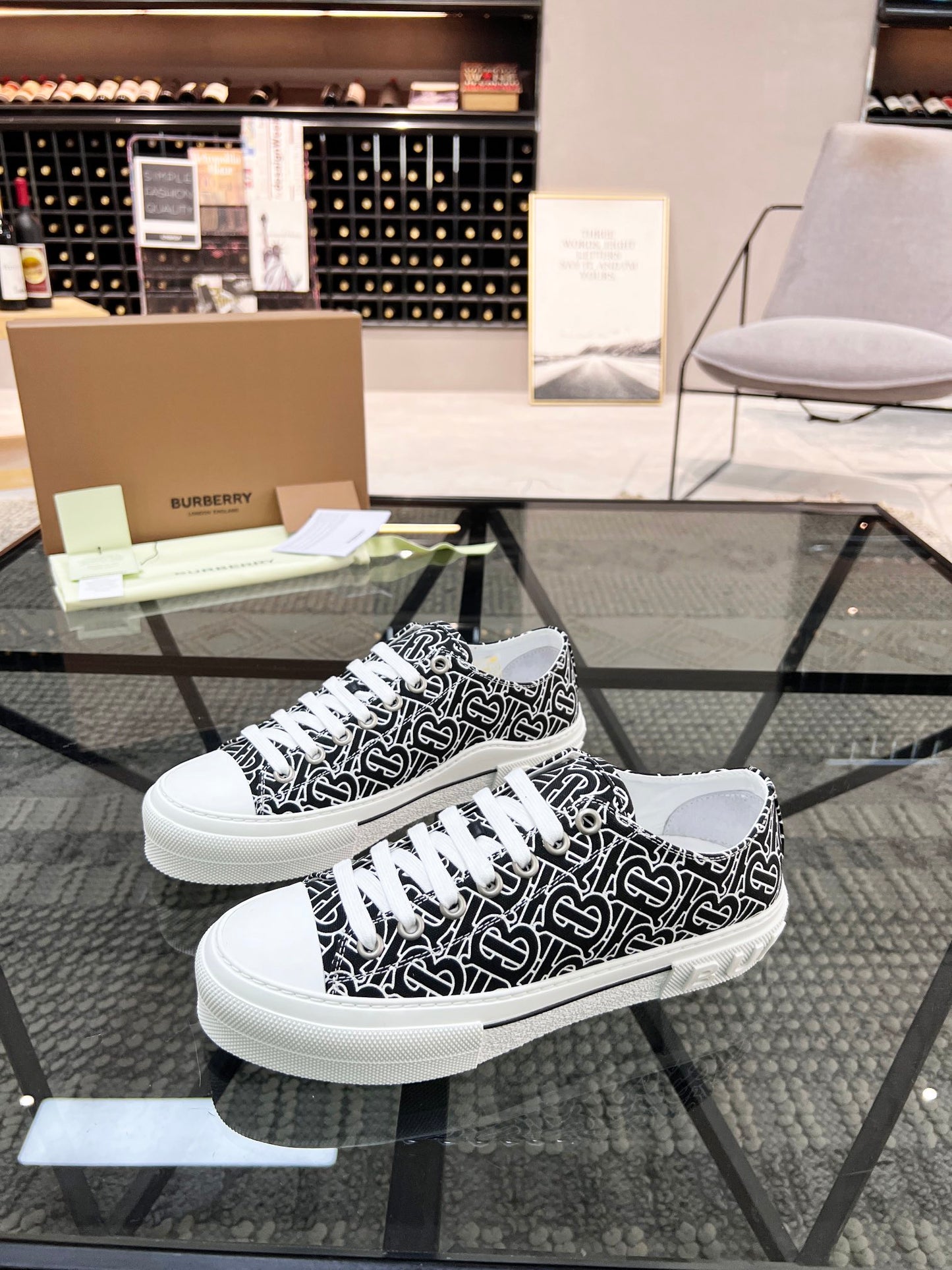 Burberry-099Shoes