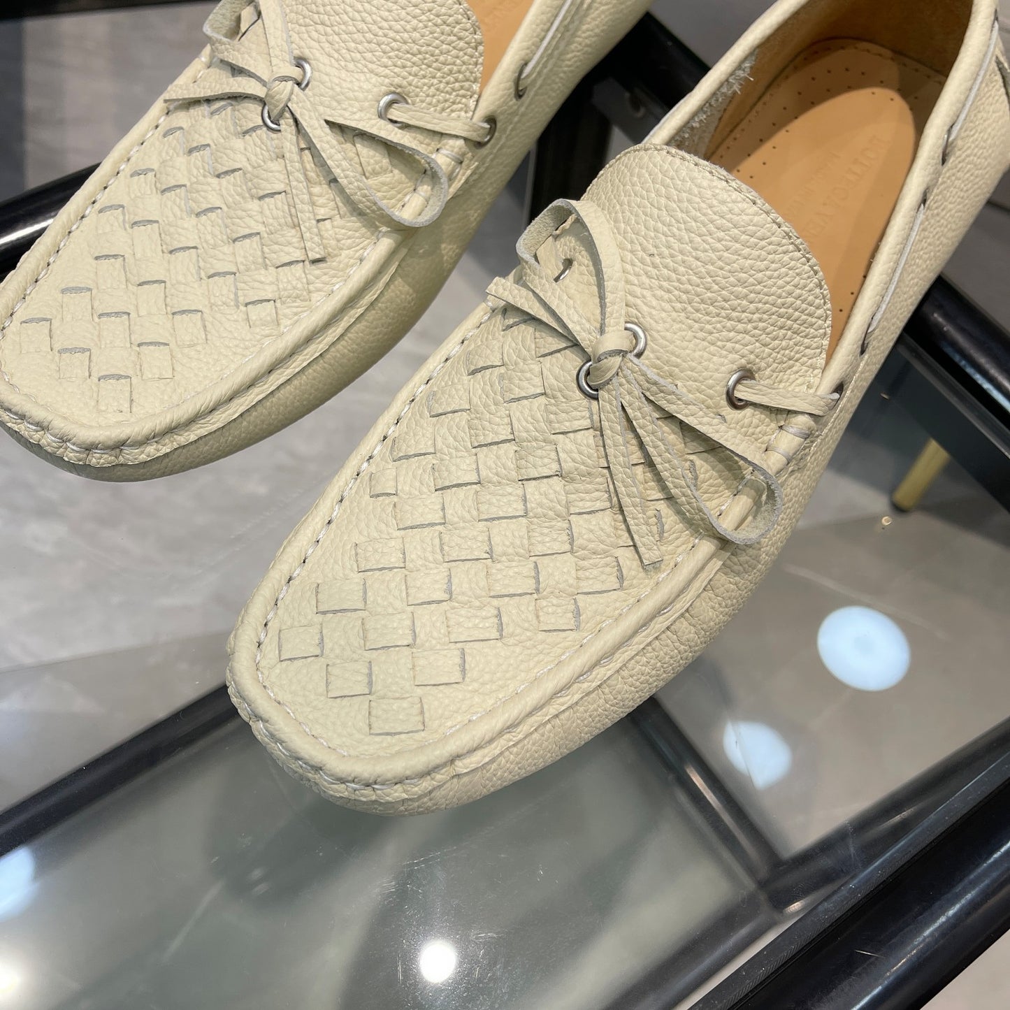 BV-102Shoes