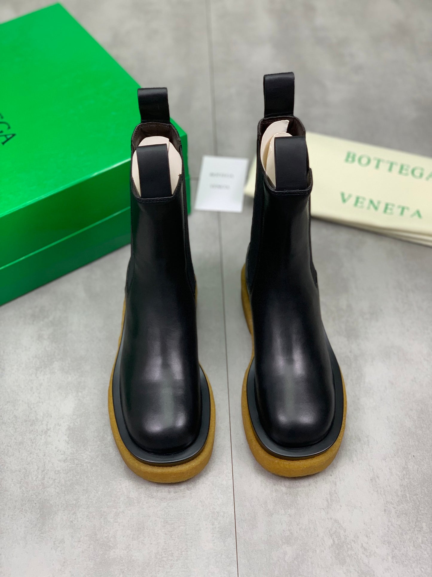 BV-175Shoes