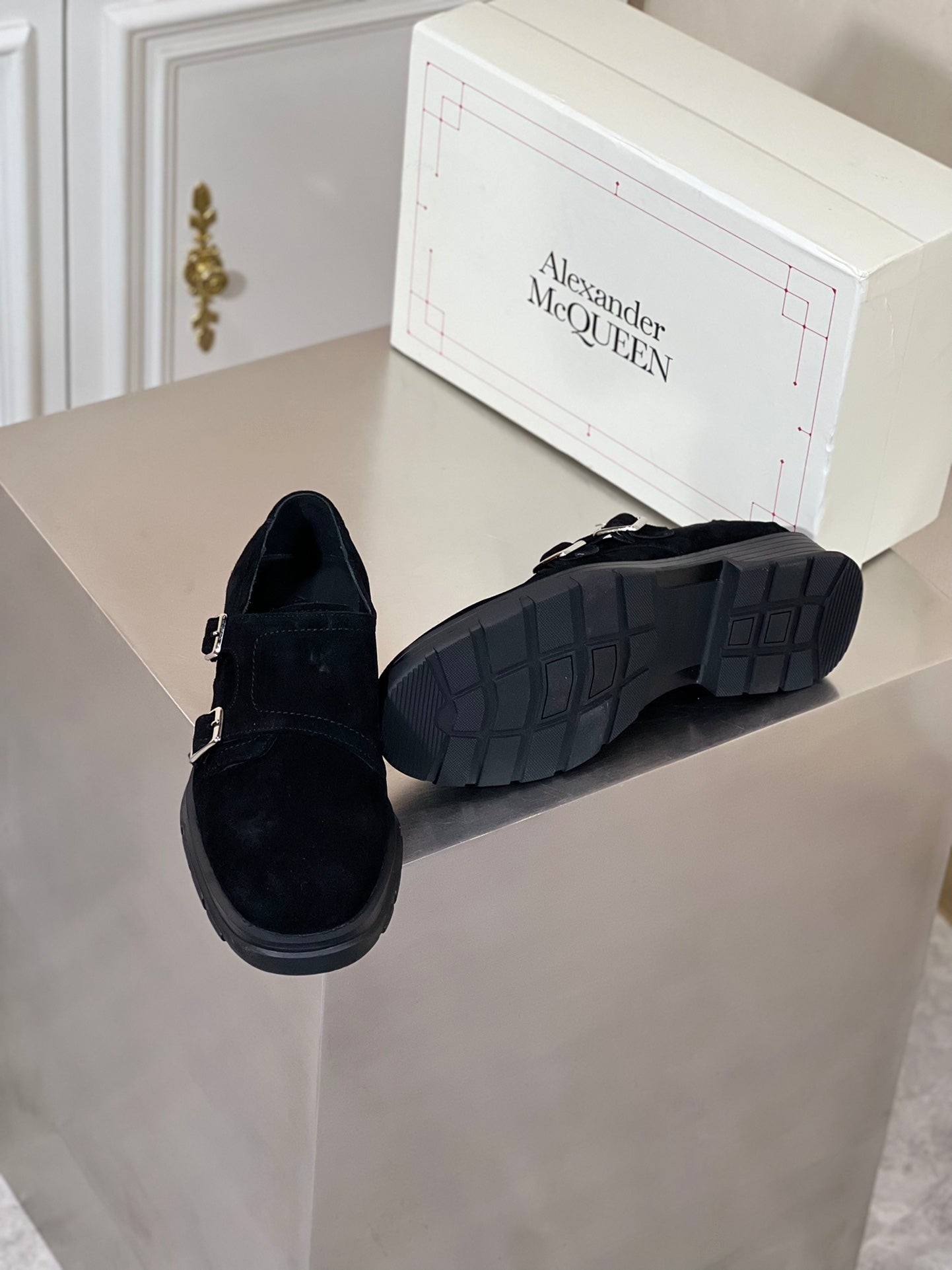 Alexander Mcqueen -004shores