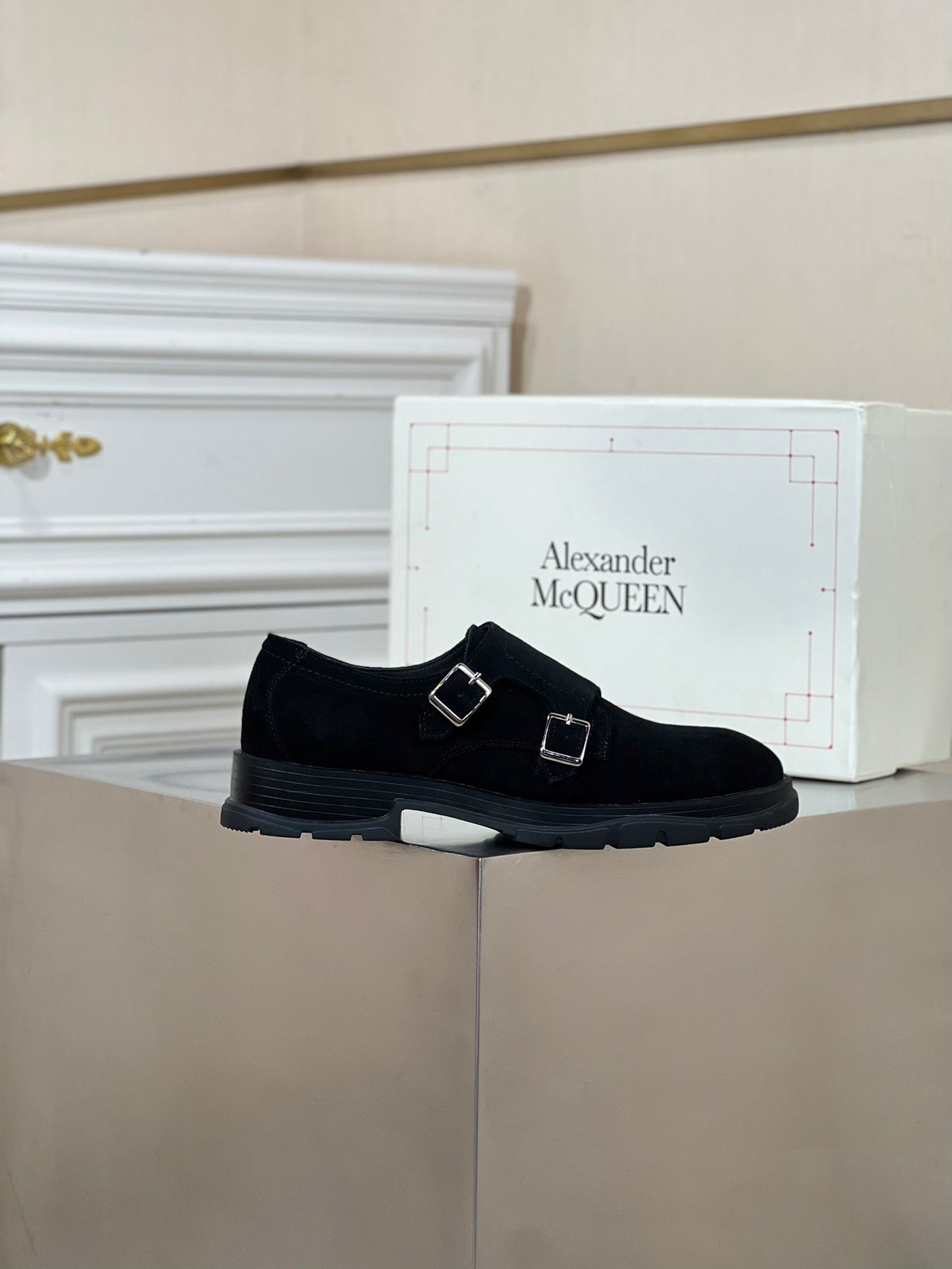 Alexander Mcqueen -004shores