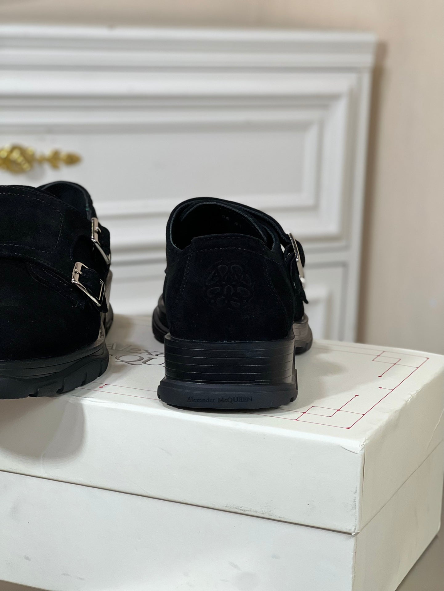 Alexander Mcqueen -004shores