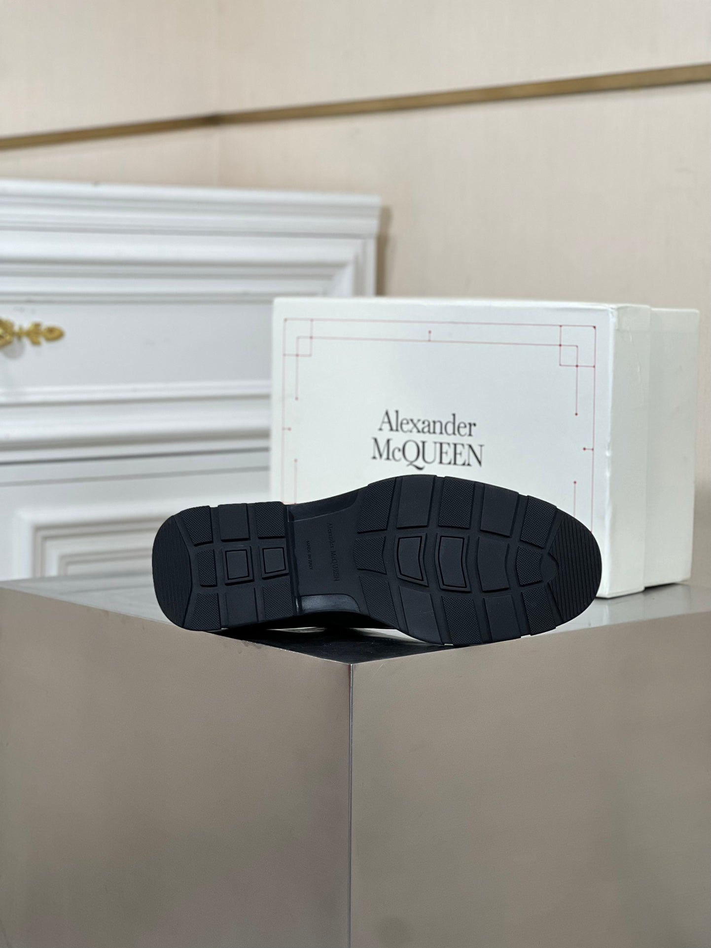 Alexander Mcqueen -005shores