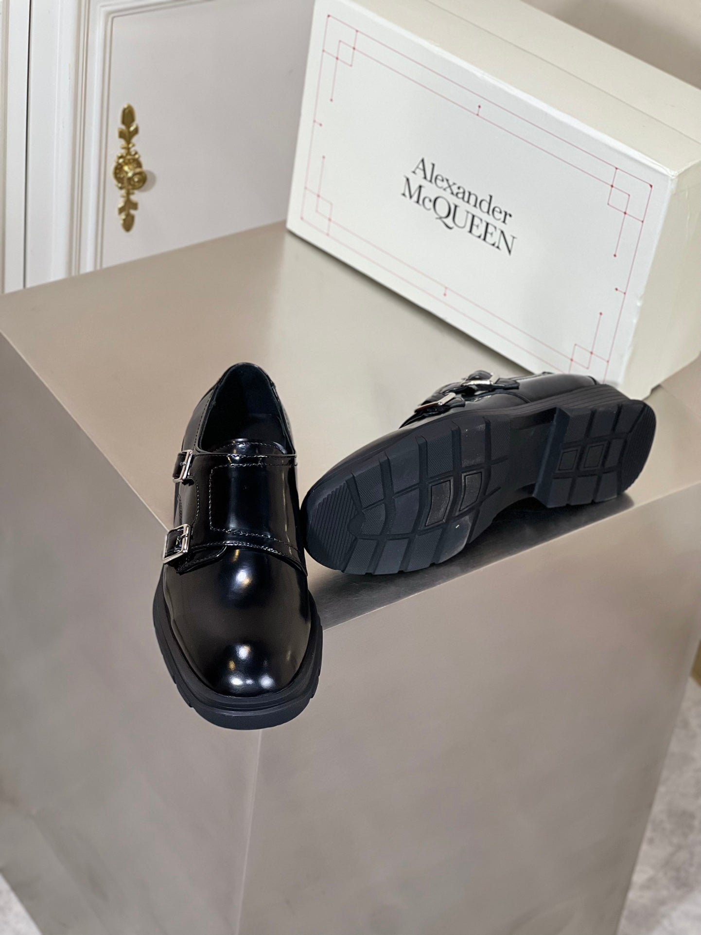Alexander Mcqueen -006shores