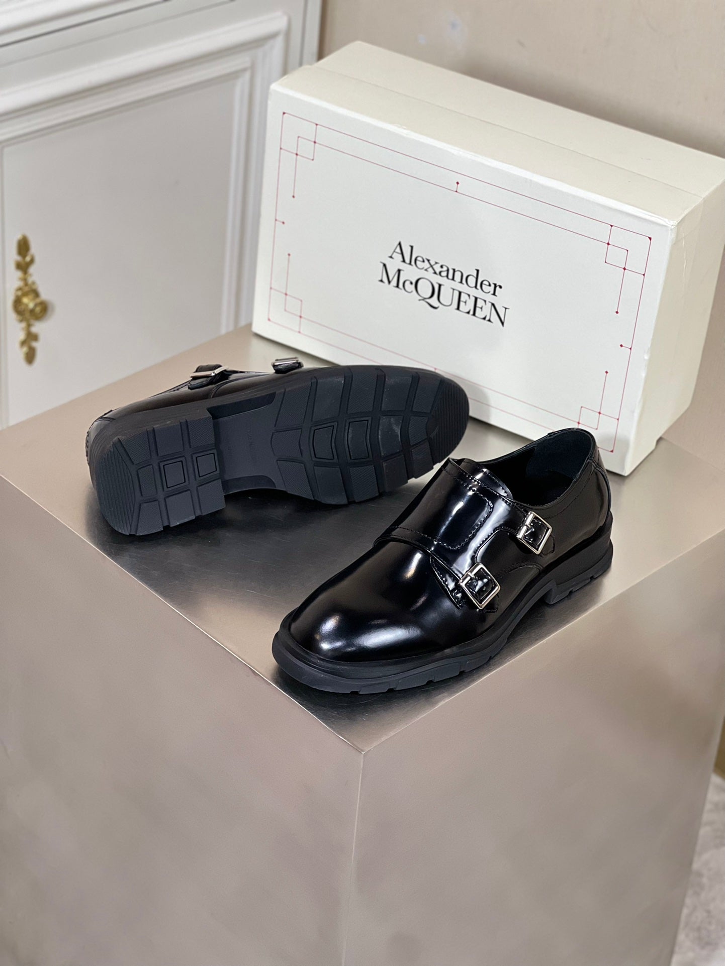 Alexander Mcqueen -006shores