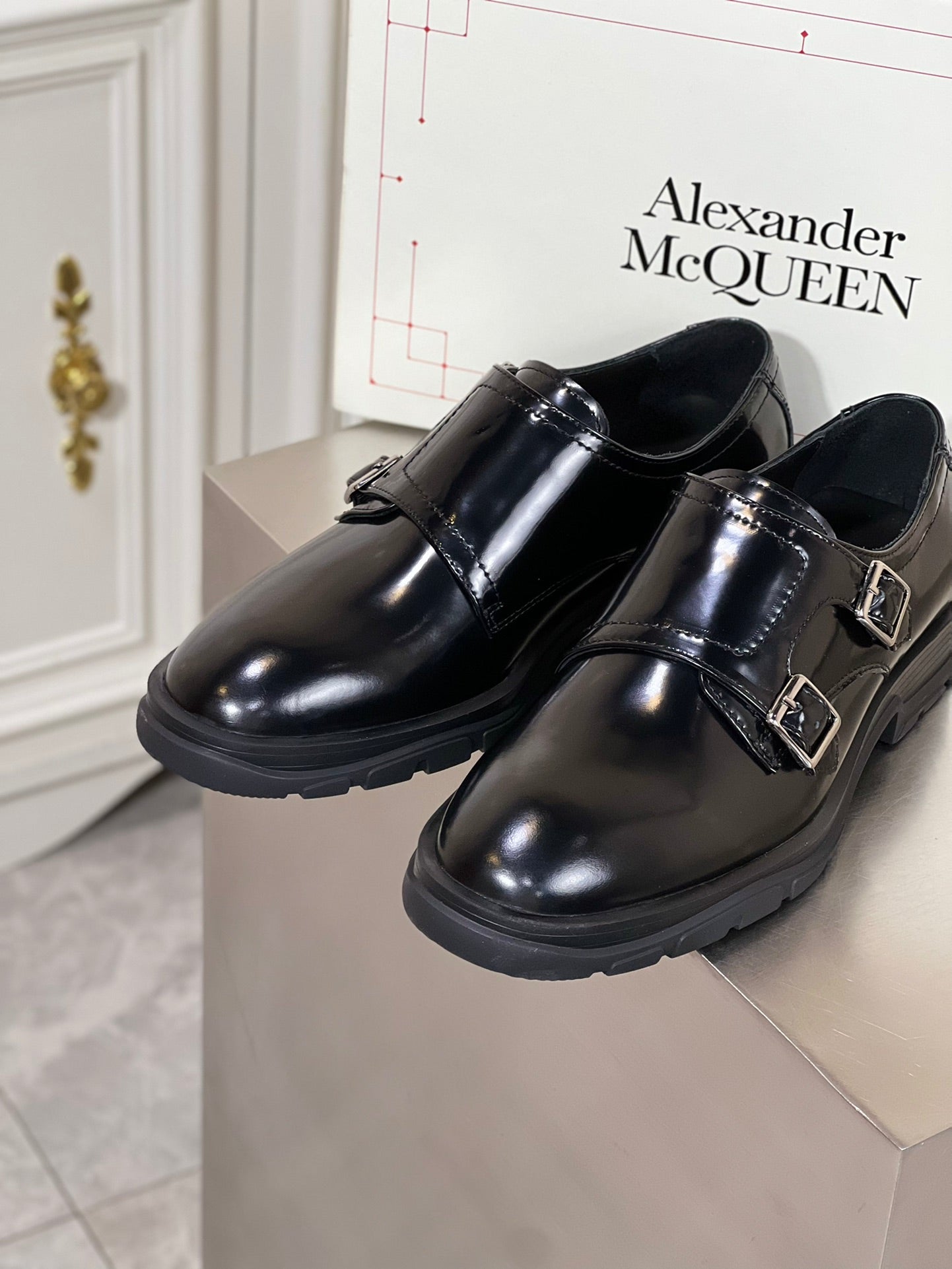 Alexander Mcqueen -006shores