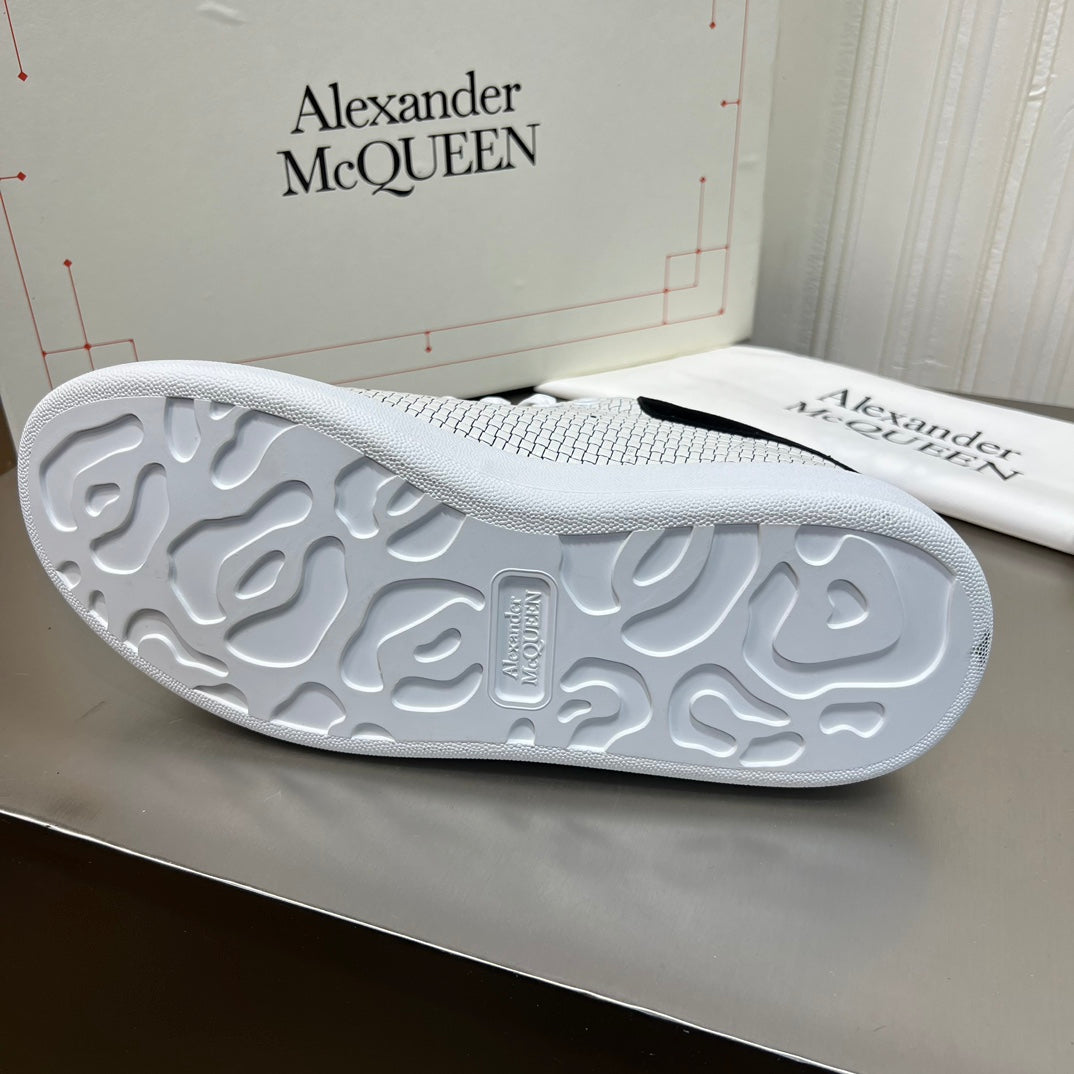Alexander Mcqueen -015shores