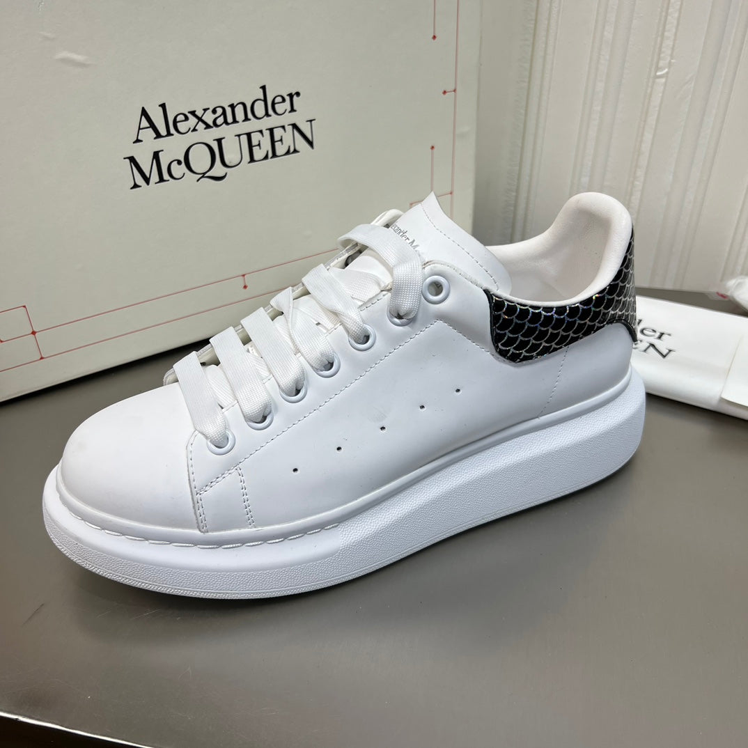 Alexander Mcqueen -016shores