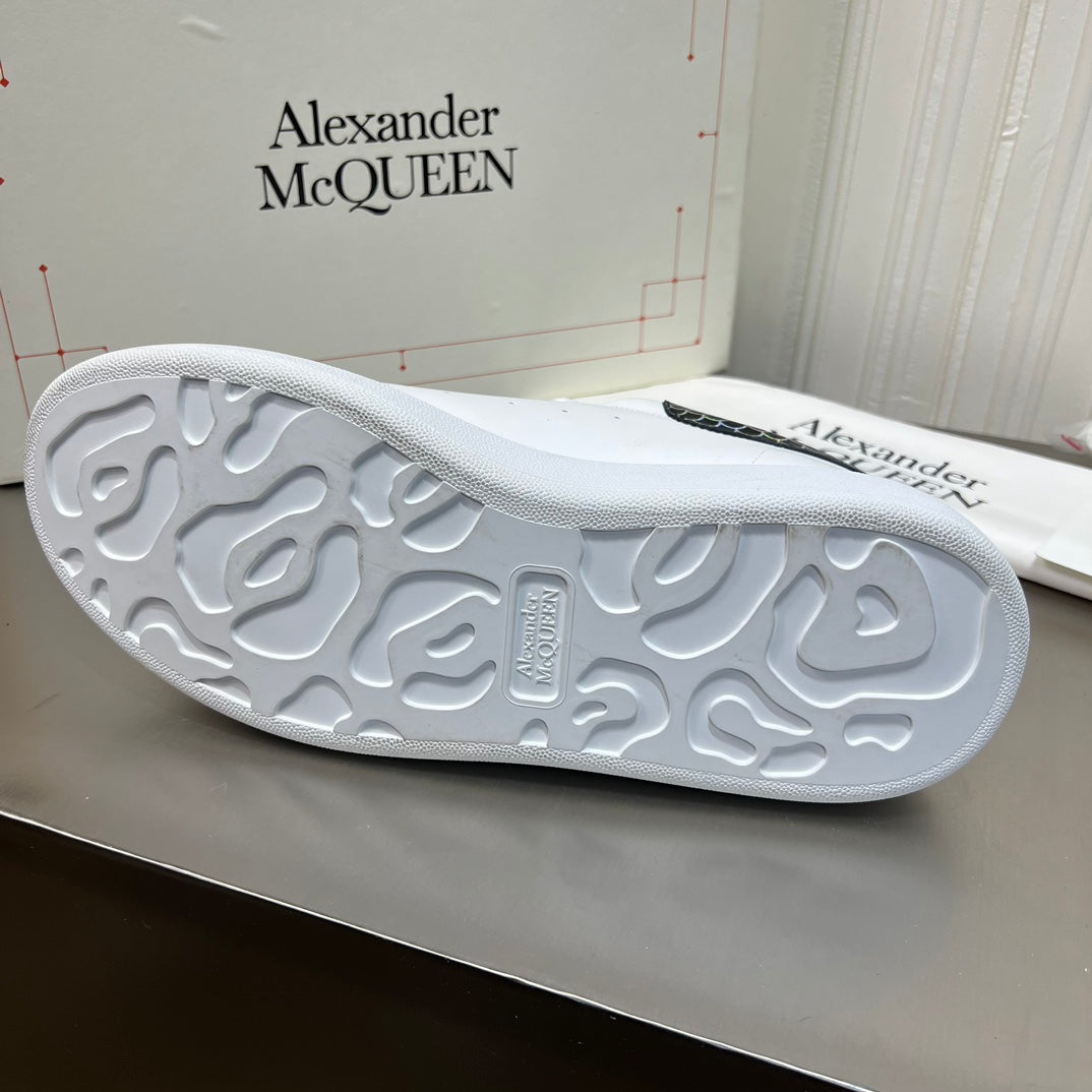 Alexander Mcqueen -016shores