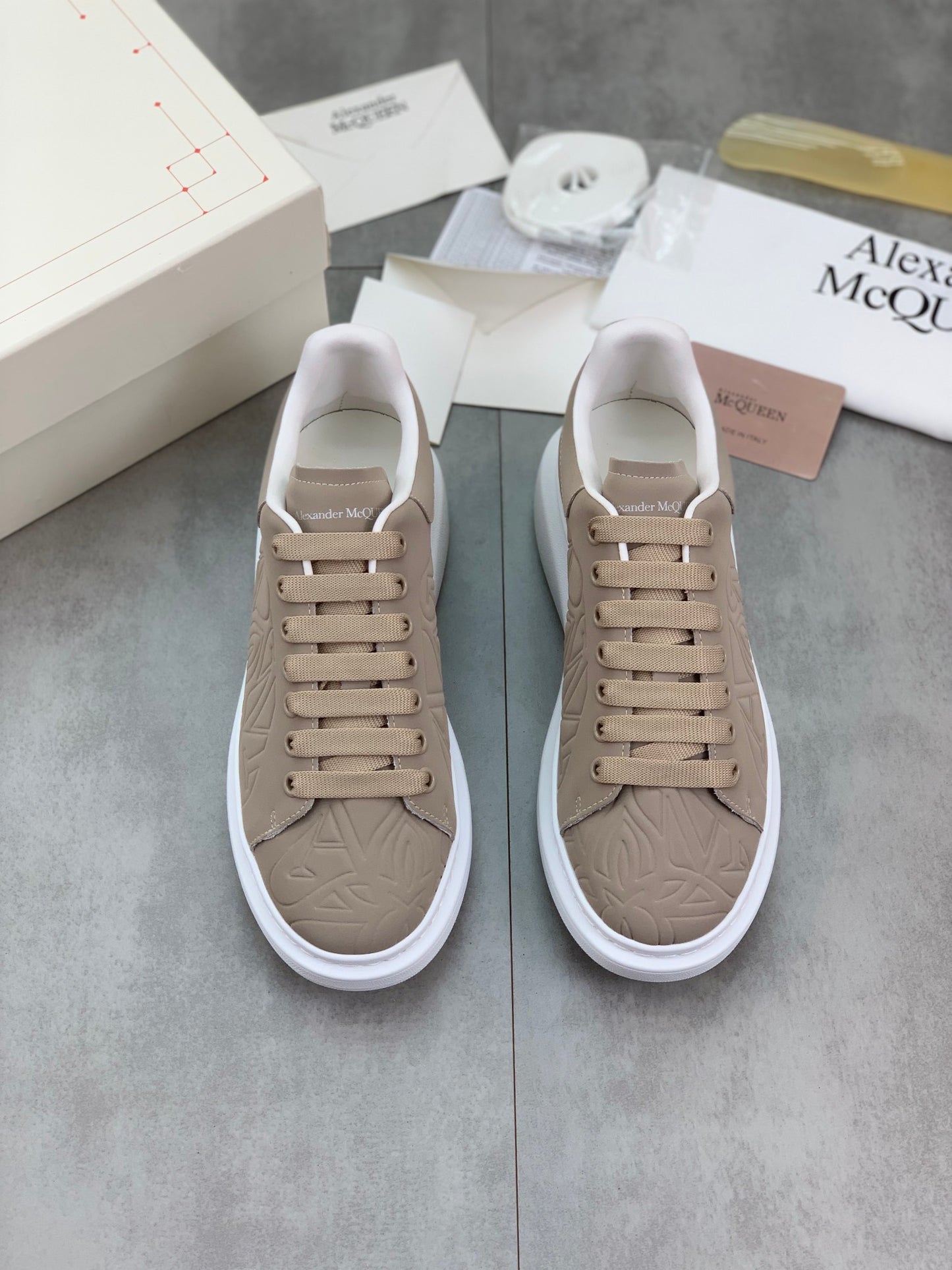 Alexander Mcqueen -022shores