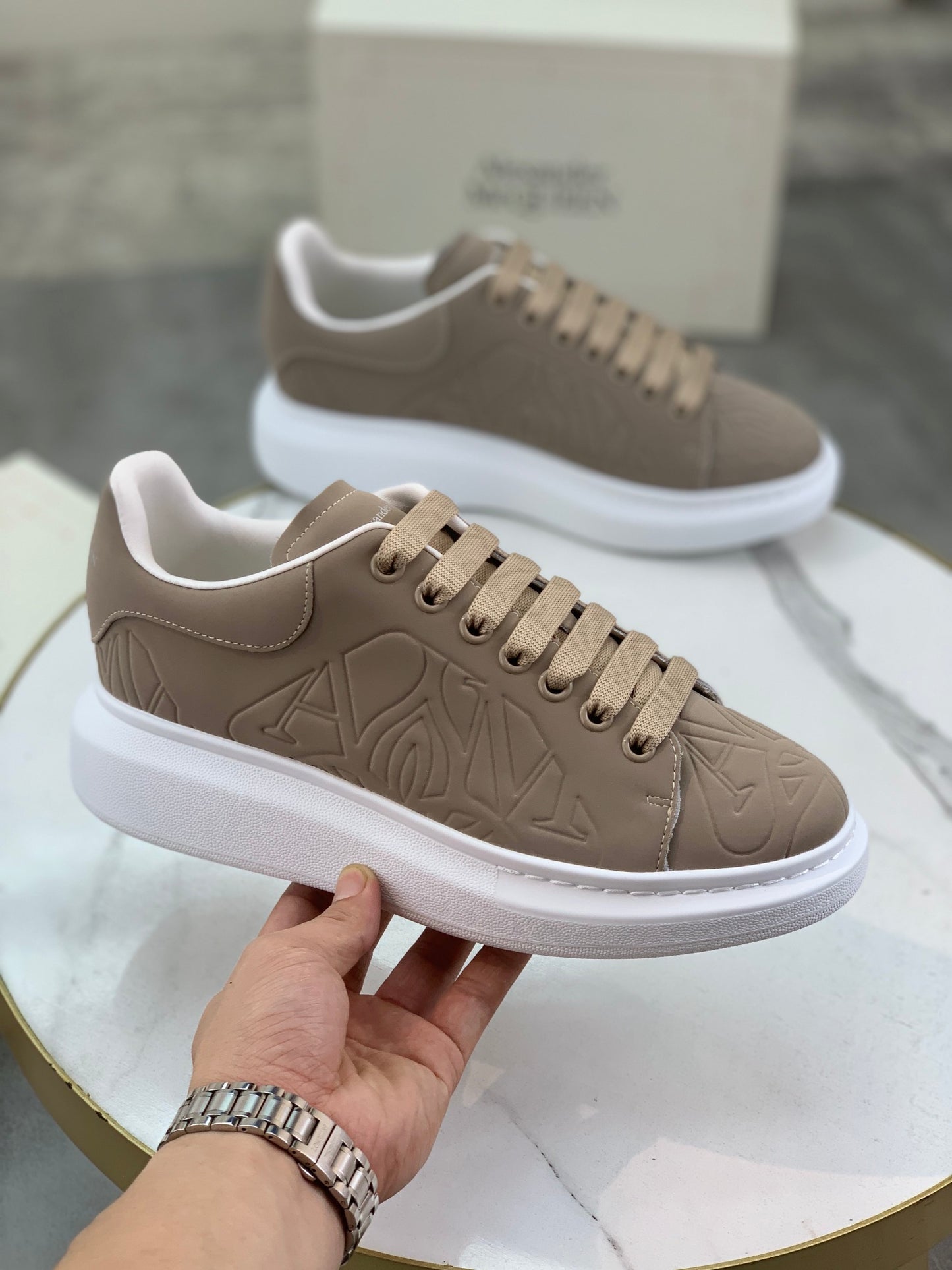 Alexander Mcqueen -022shores