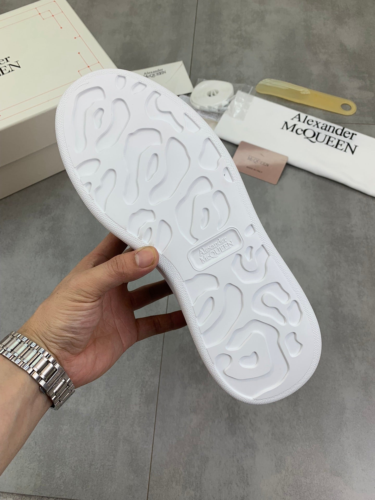 Alexander Mcqueen -022shores