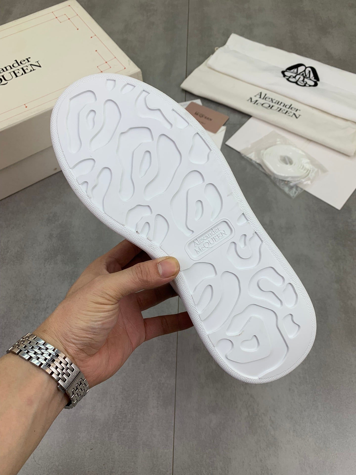 Alexander Mcqueen -025shores