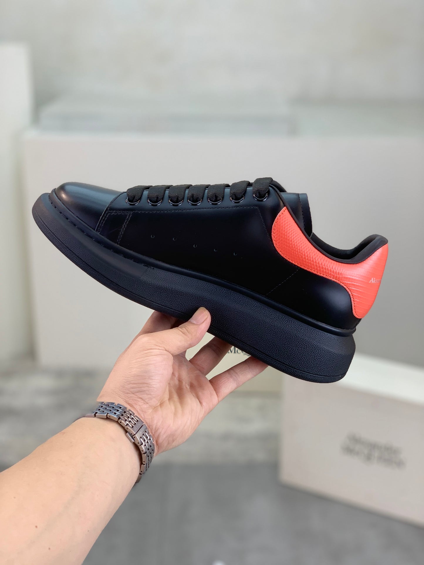 Alexander Mcqueen -026shores