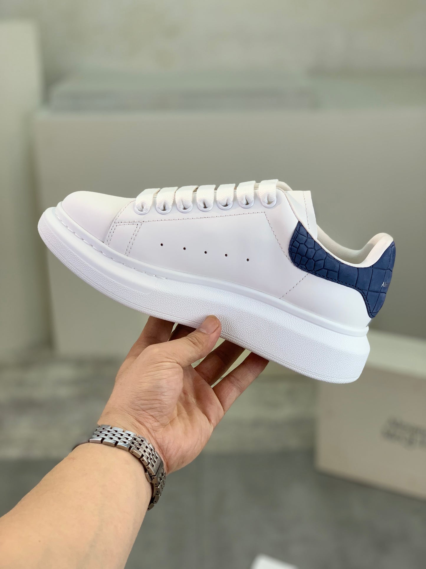 Alexander Mcqueen -027shores