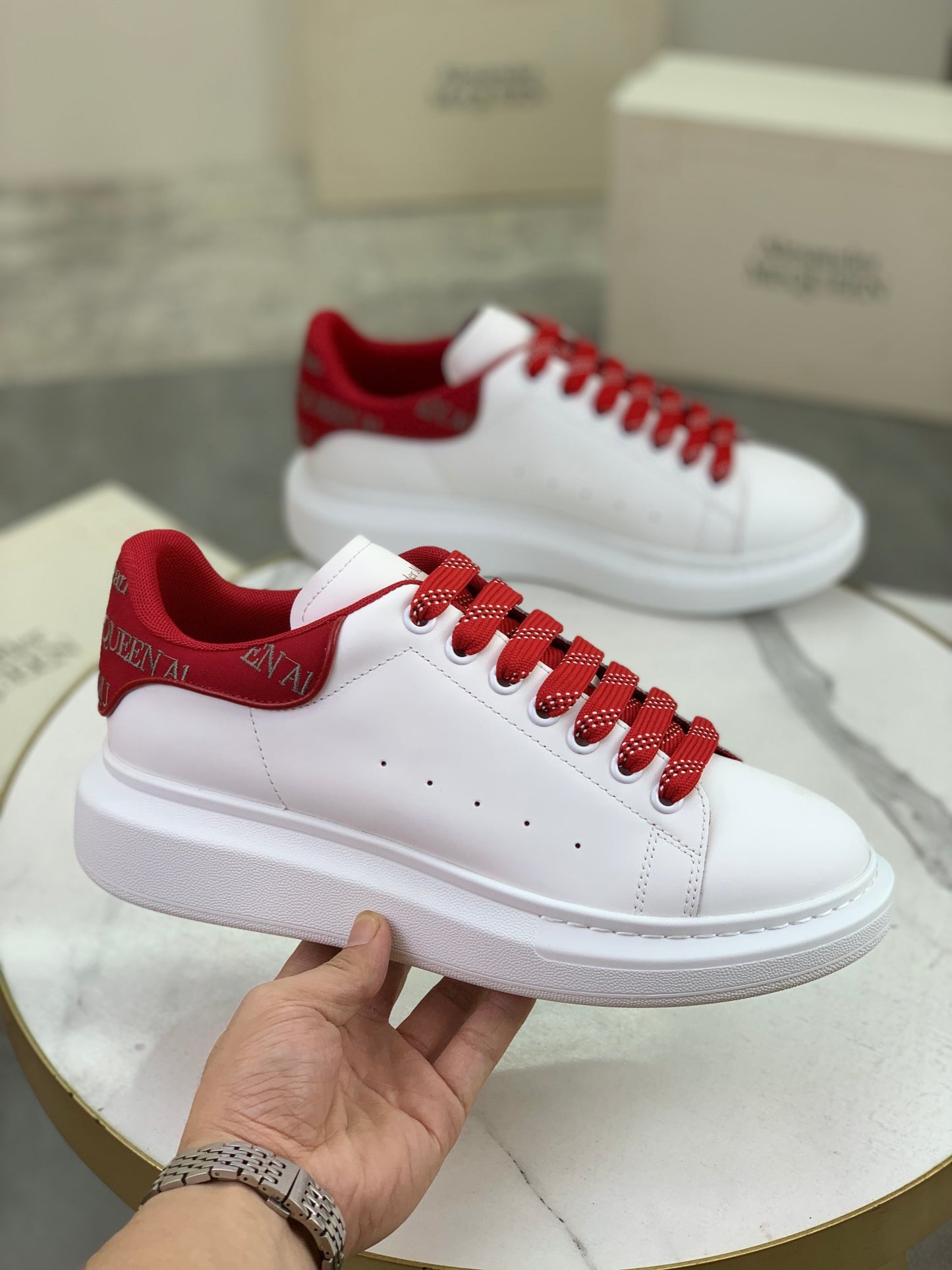 Alexander Mcqueen -028shores