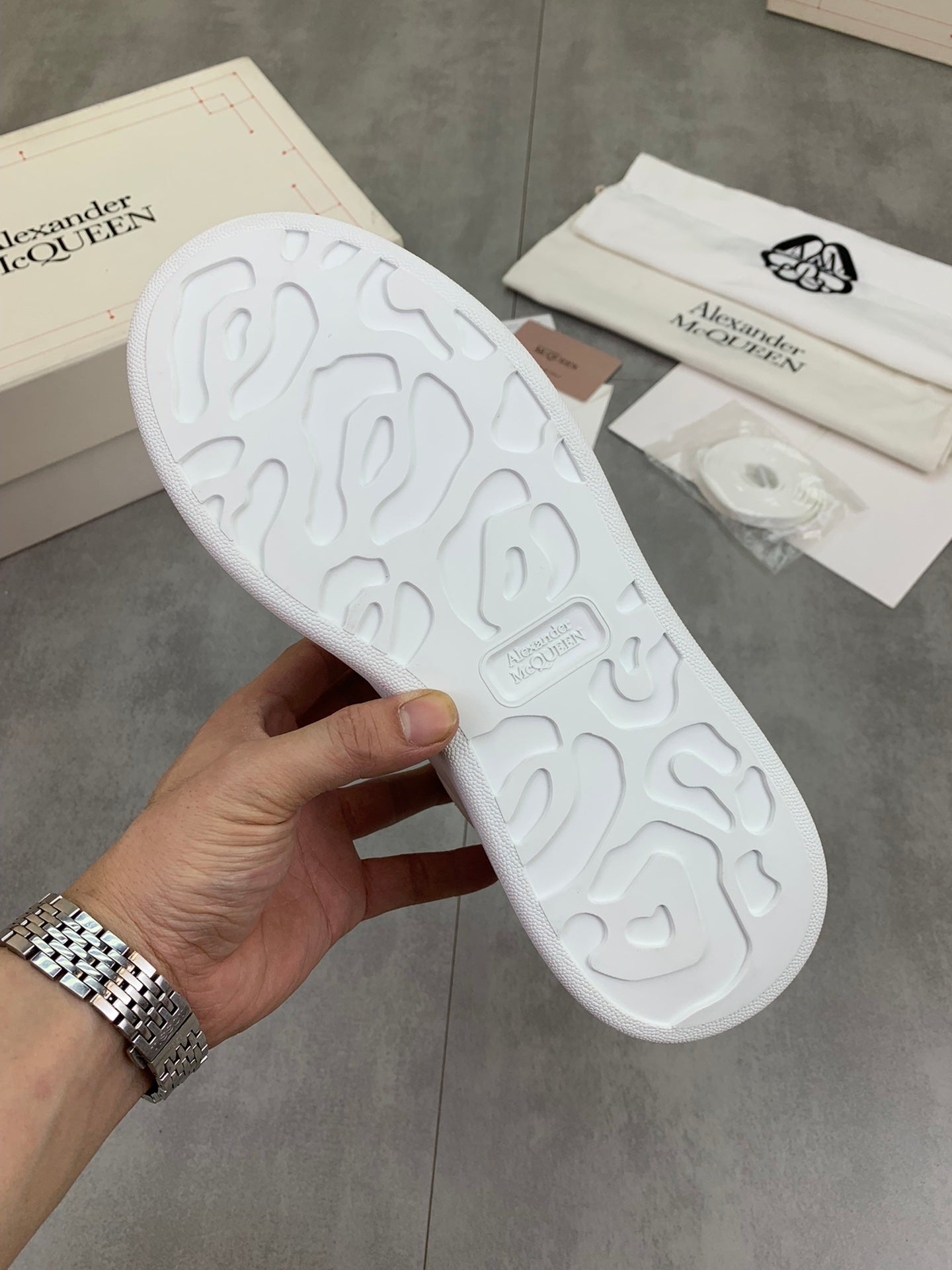Alexander Mcqueen -029shores