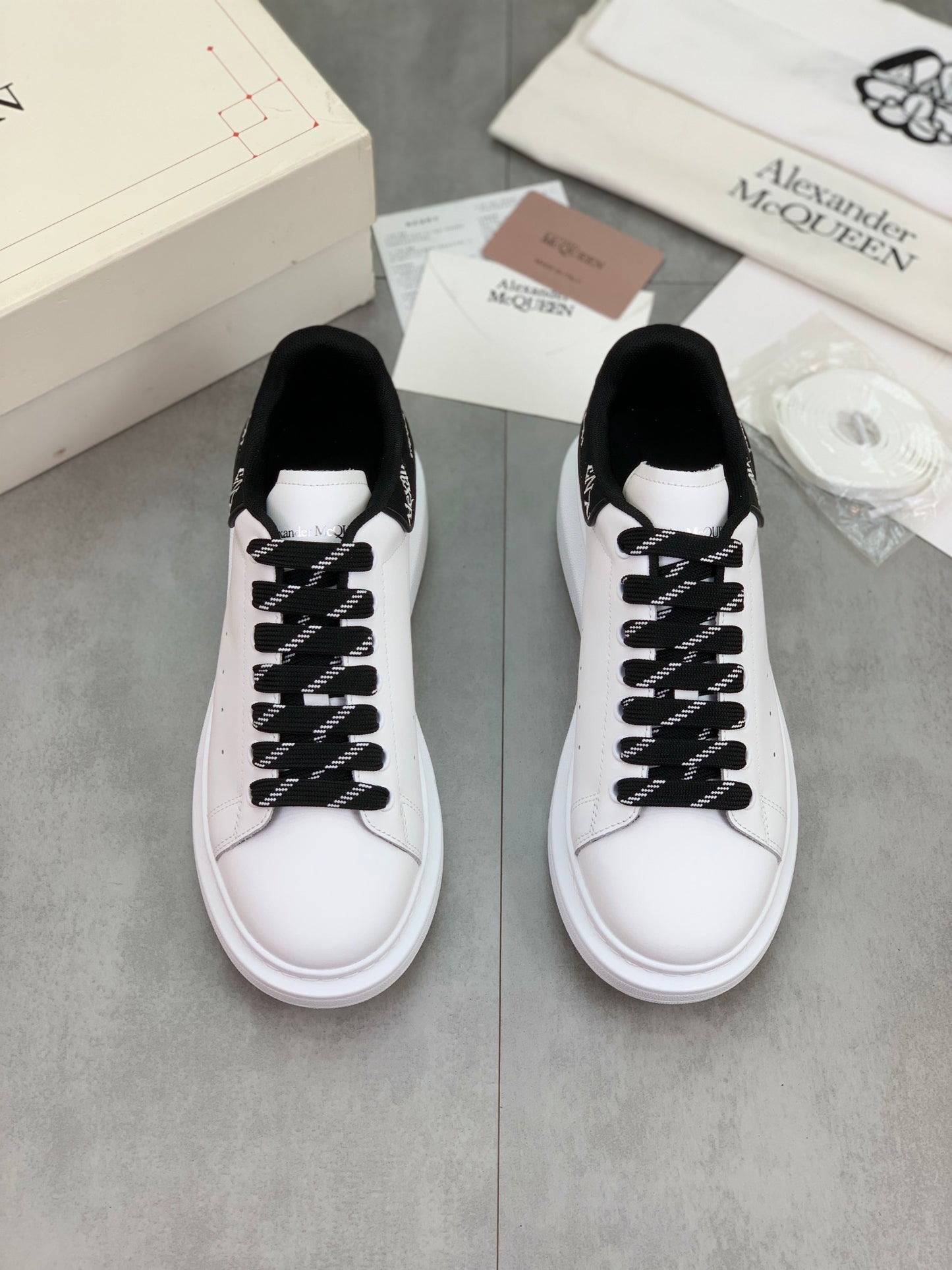 Alexander Mcqueen -030shores