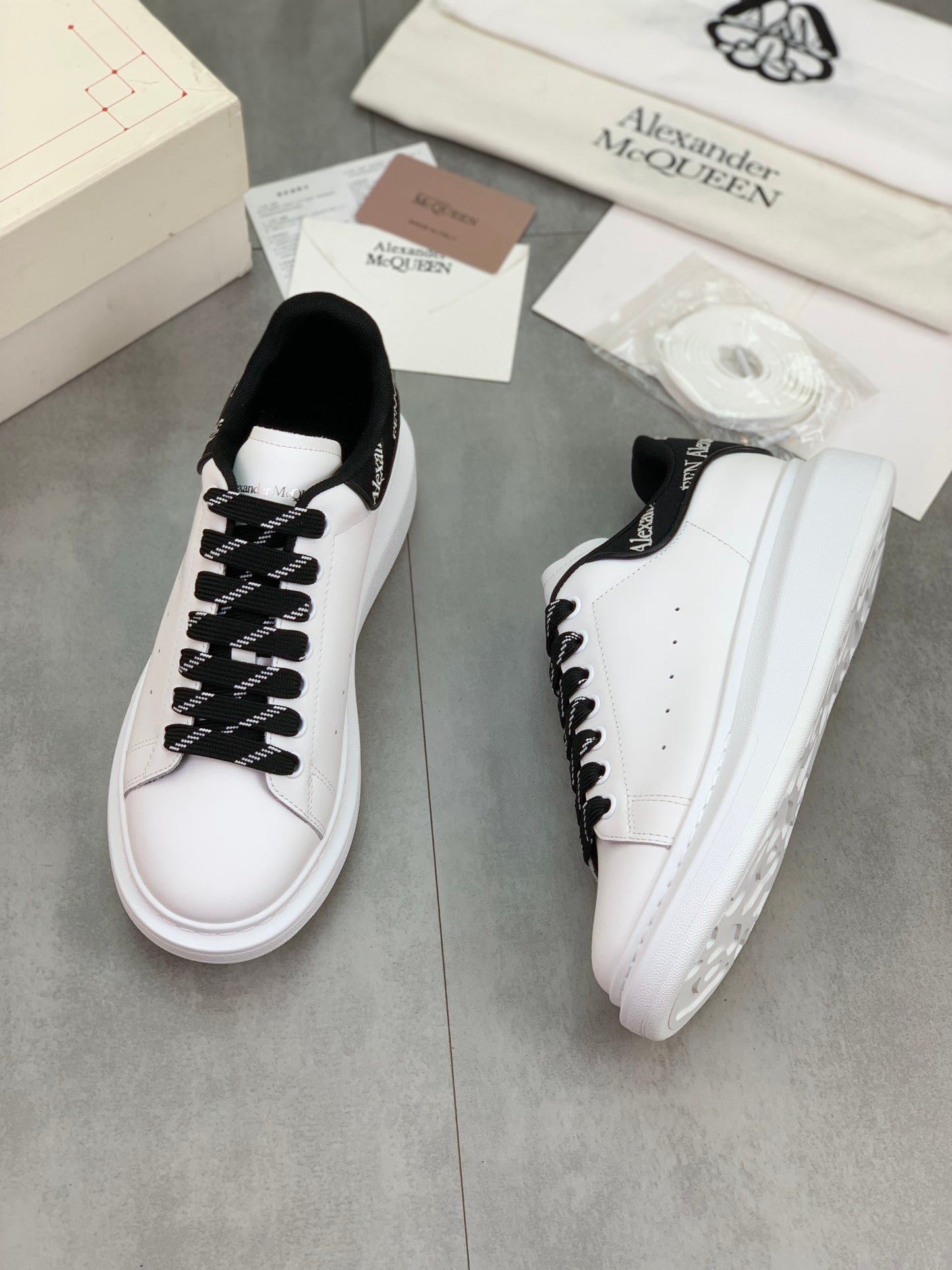 Alexander Mcqueen -030shores